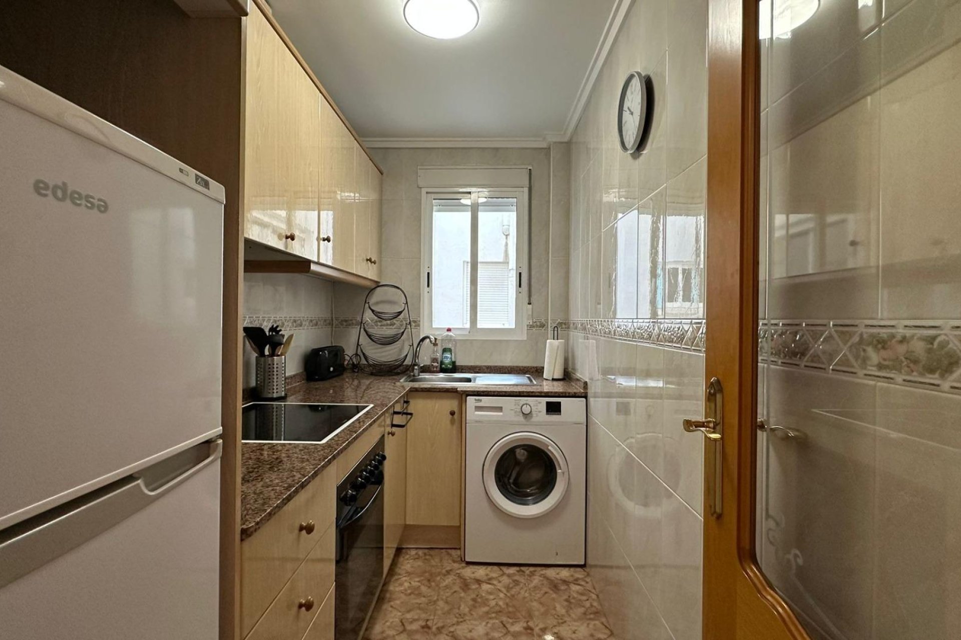 Revânzare - Apartament -
Torrevieja - Estacion De Autobuses