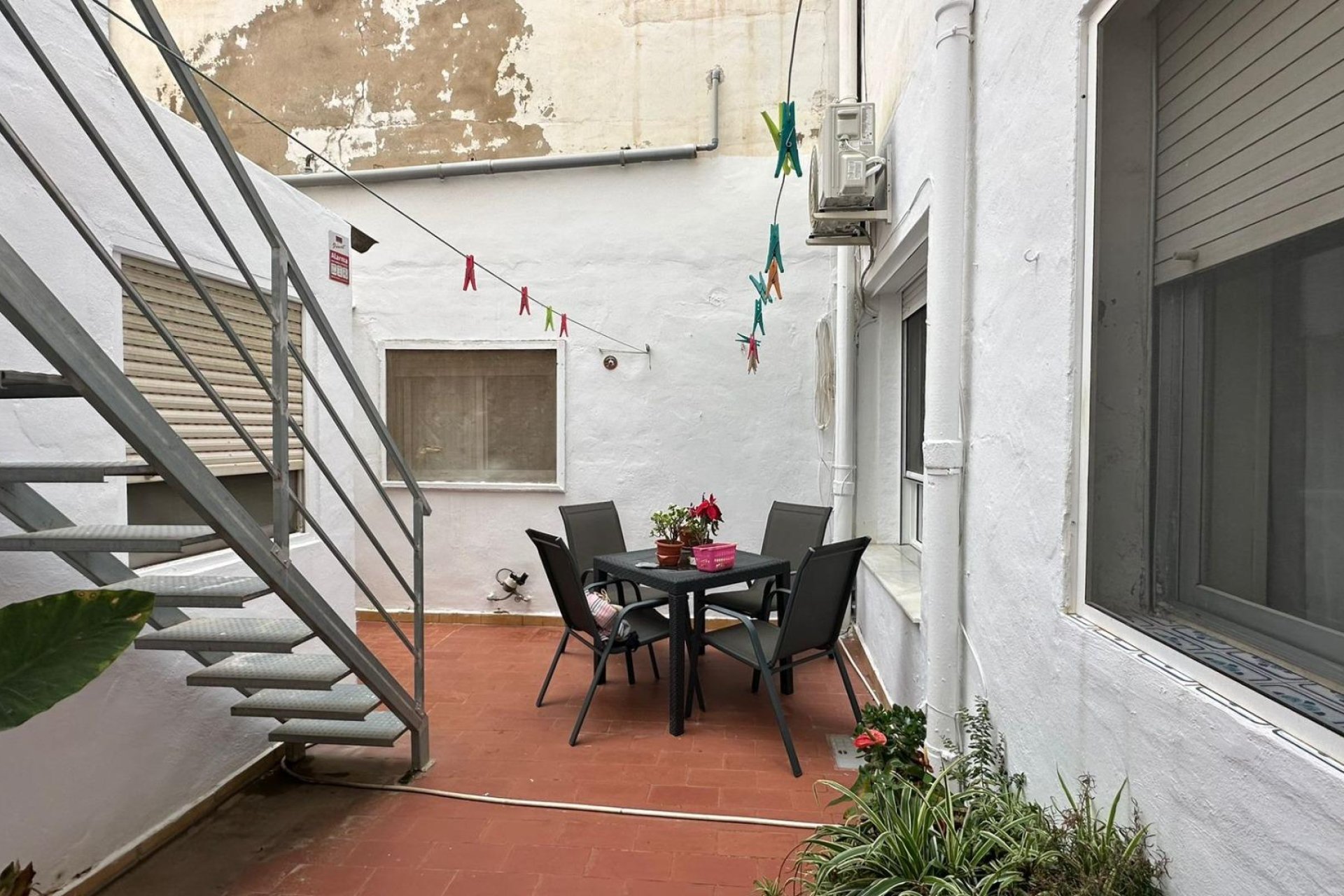 Revânzare - Apartament -
Torrevieja - Estacion De Autobuses