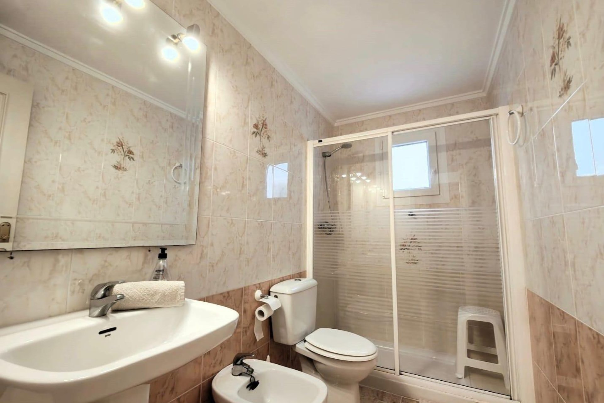 Revânzare - Apartament -
Torrevieja - Estacion De Autobuses