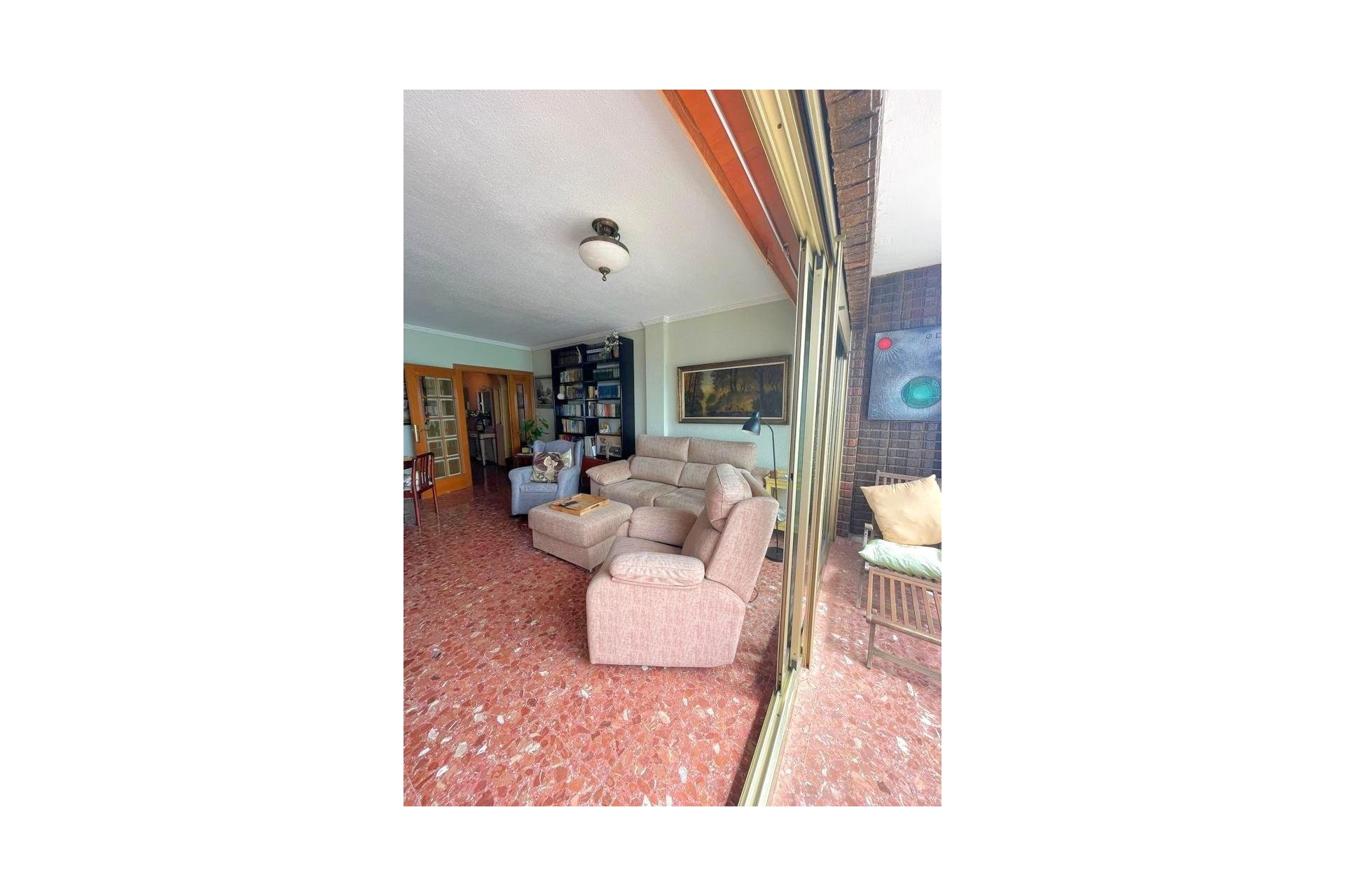 Revânzare - Apartament -
Torrevieja - Estacion De Autobuses