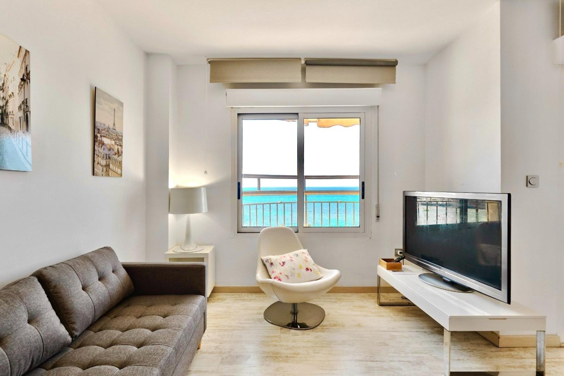 Revânzare - Apartament -
Torrevieja - Estacion De Autobuses