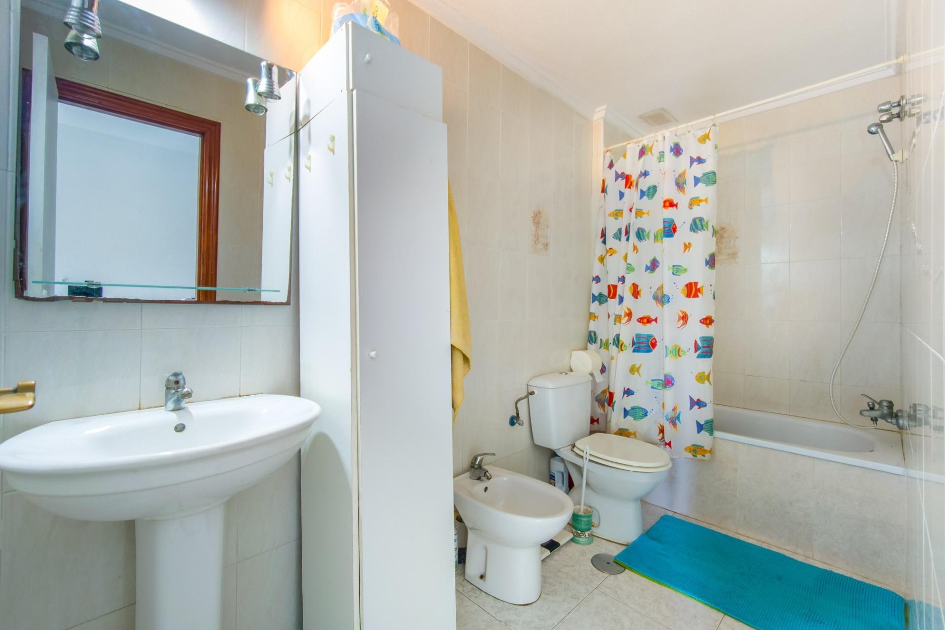 Revânzare - Apartament -
Torrevieja - Estacion De Autobuses