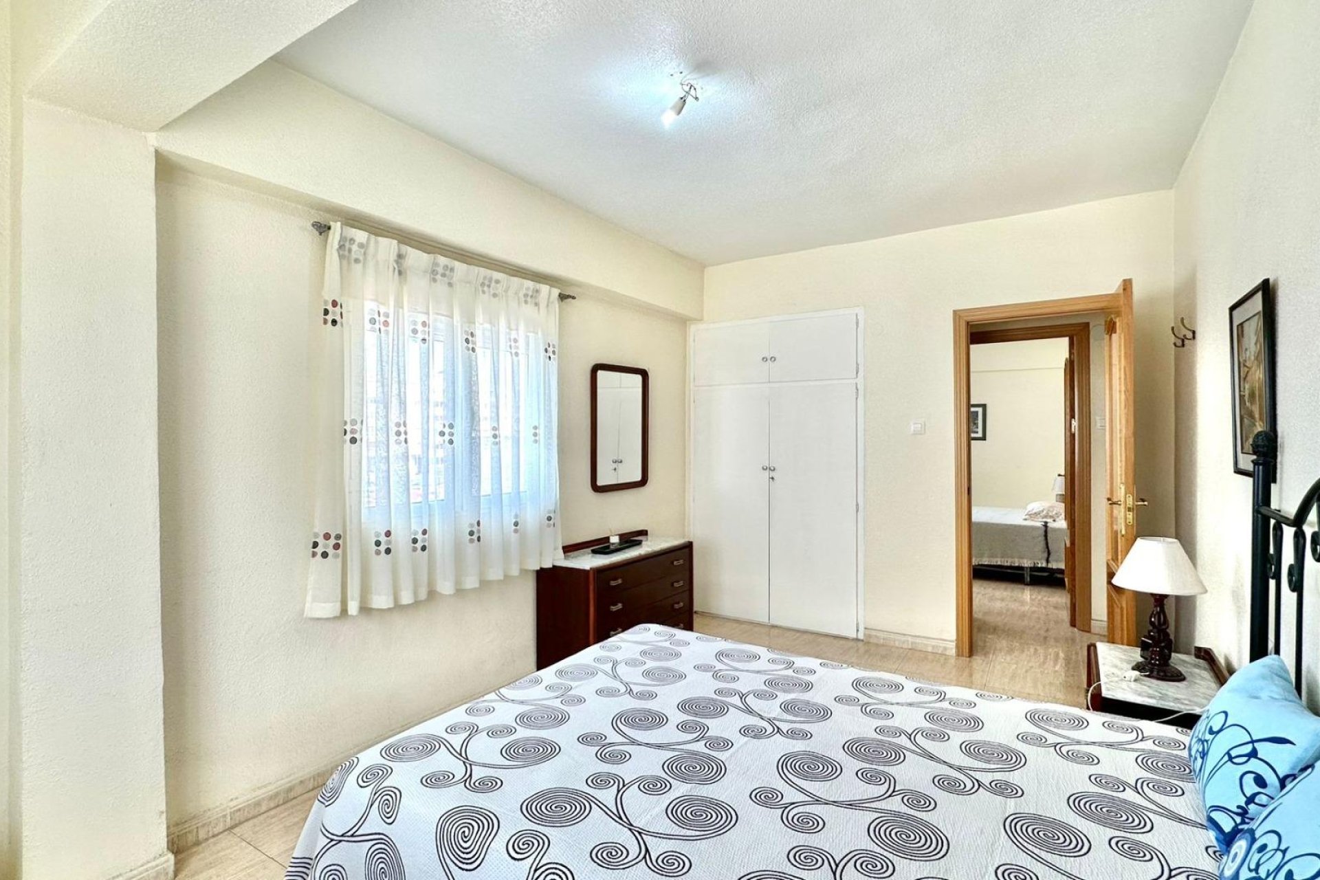 Revânzare - Apartament -
Torrevieja - Estacion De Autobuses