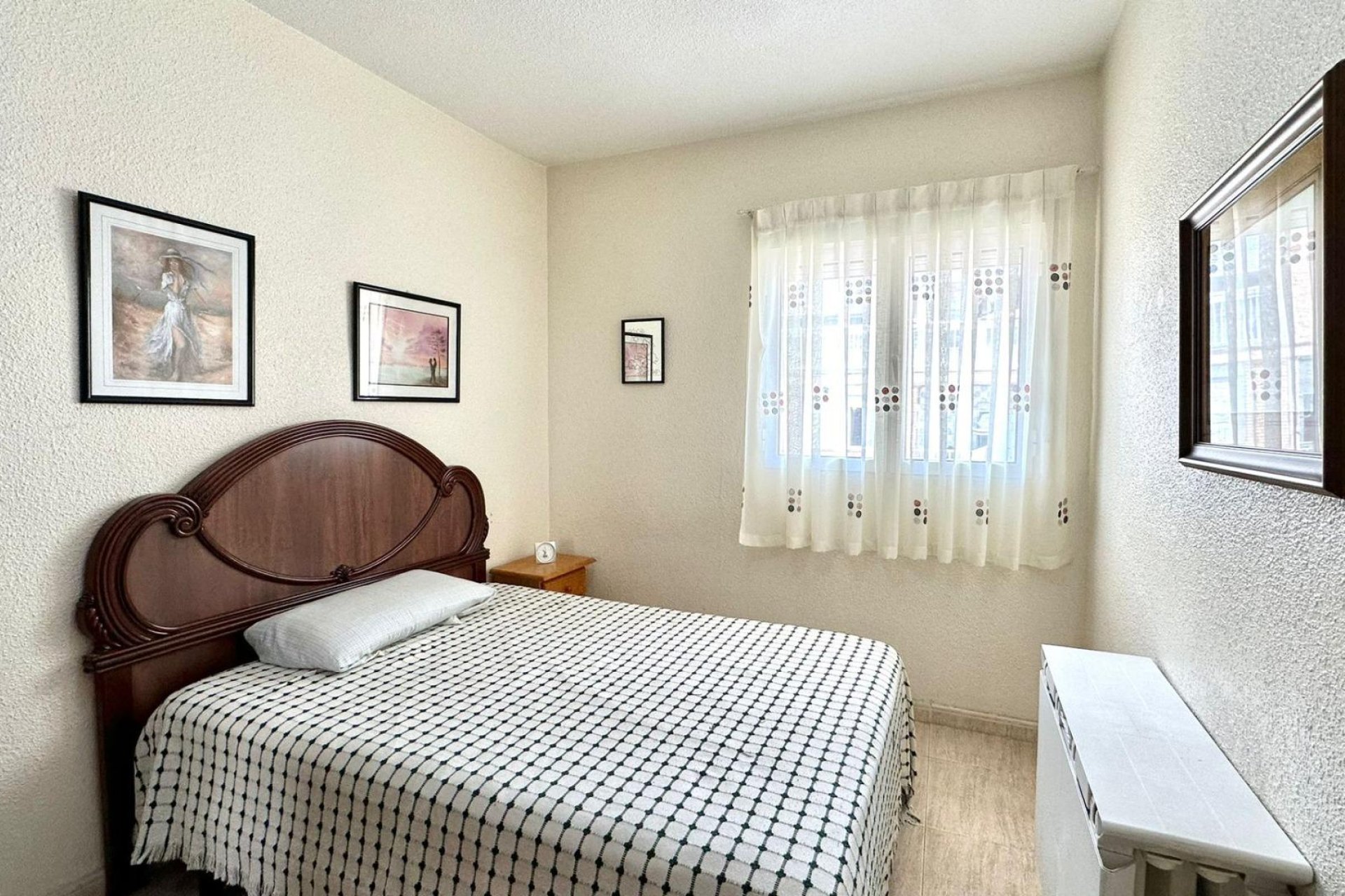 Revânzare - Apartament -
Torrevieja - Estacion De Autobuses