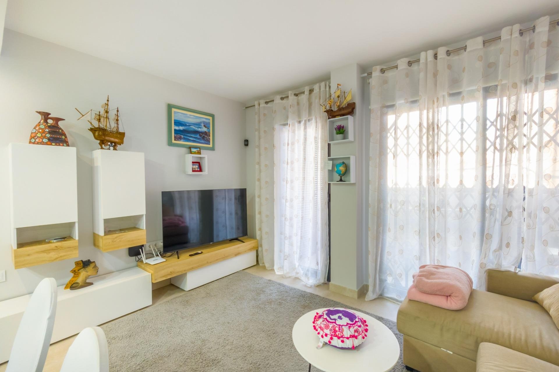 Revânzare - Apartament -
Torrevieja - Estacion De Autobuses