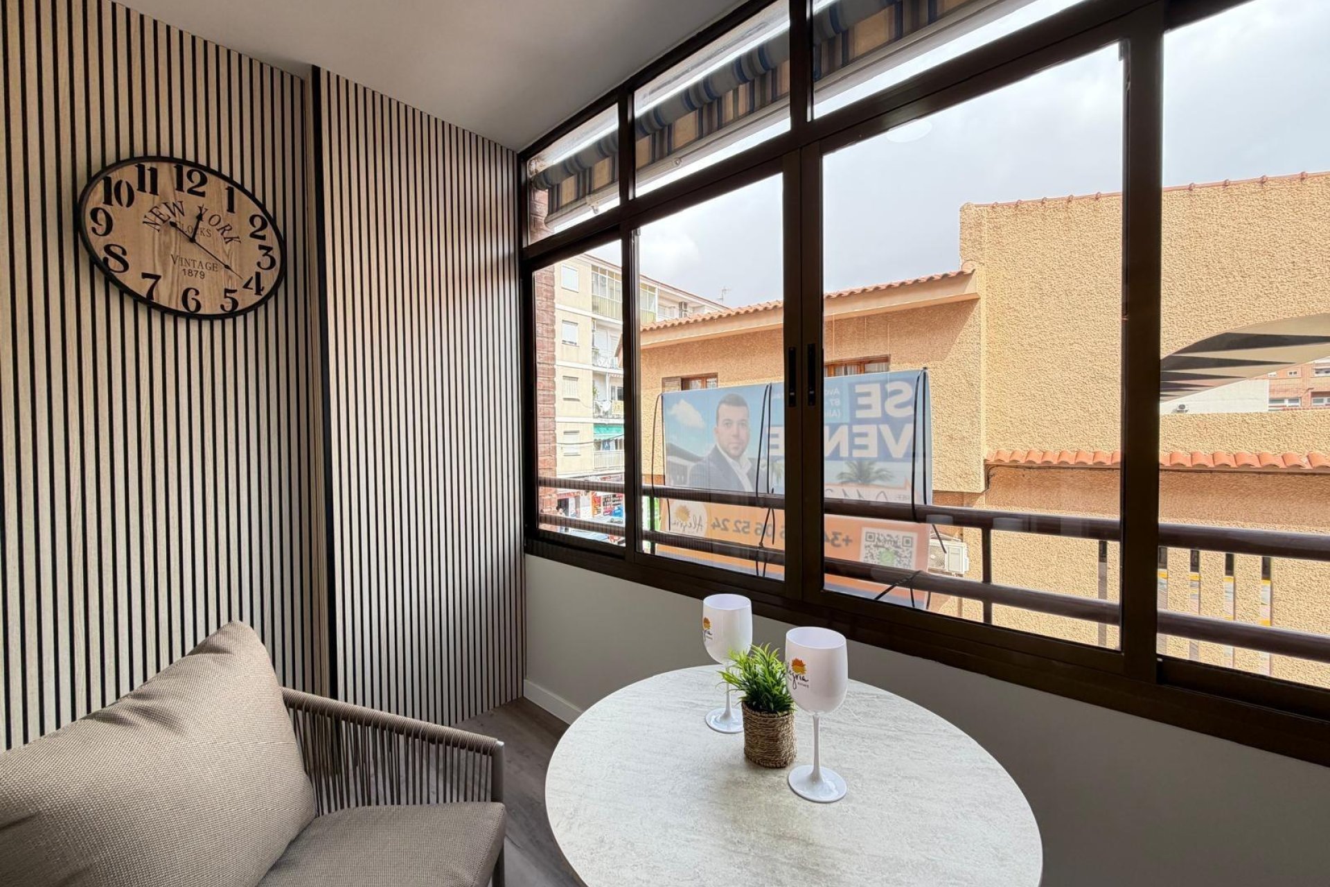 Revânzare - Apartament -
Torrevieja - Estacion De Autobuses