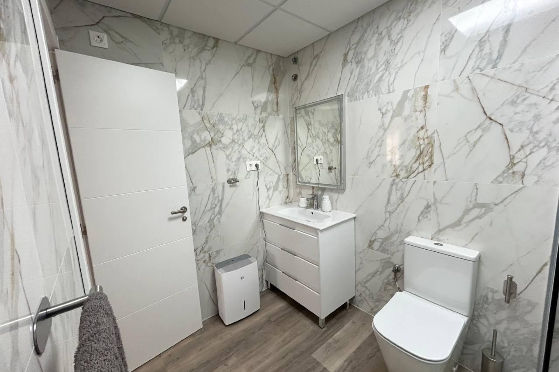 Revânzare - Apartament -
Torrevieja - Estacion De Autobuses