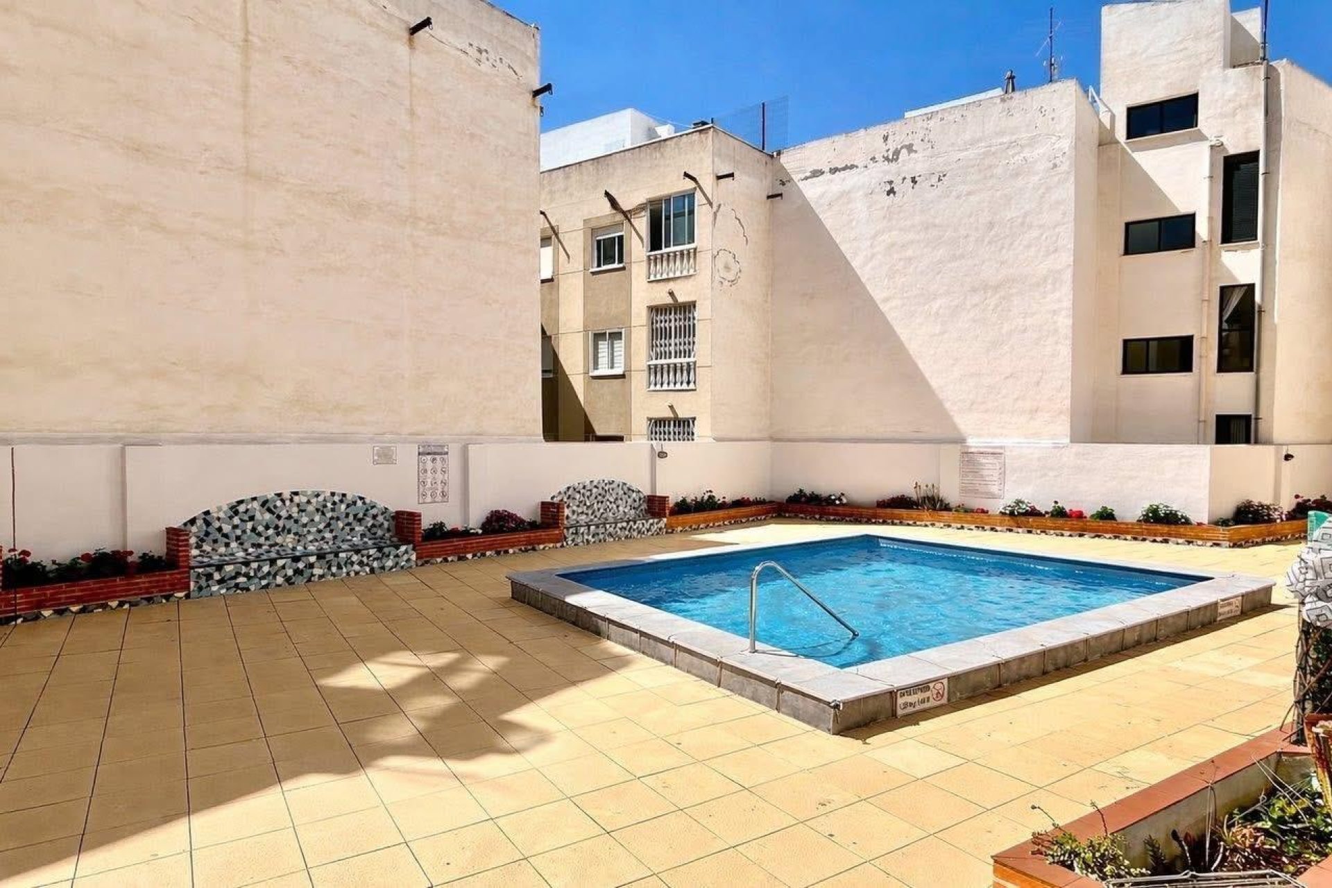 Revânzare - Apartament -
Torrevieja - Estacion De Autobuses