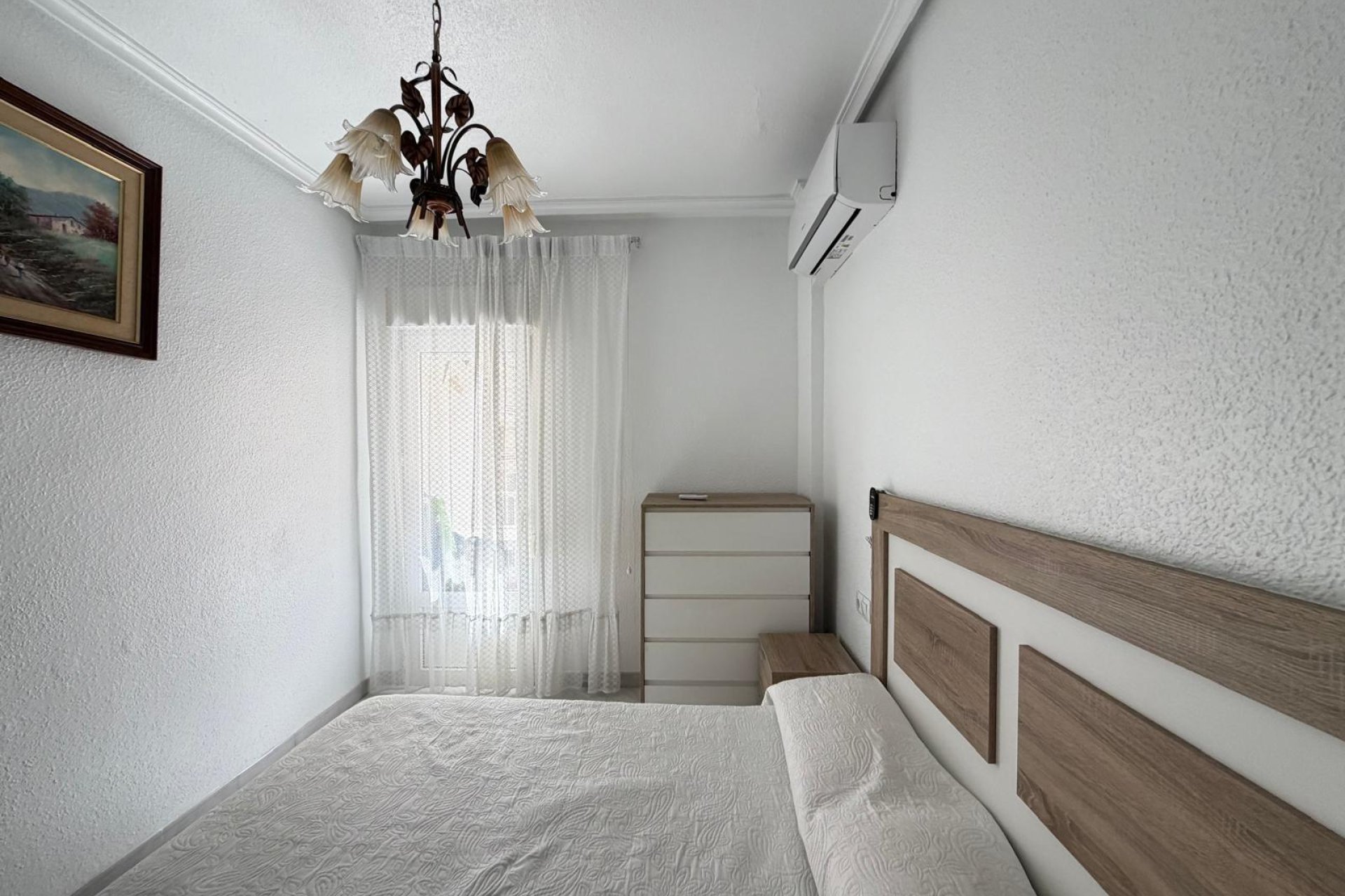 Revânzare - Apartament -
Torrevieja - Estacion De Autobuses