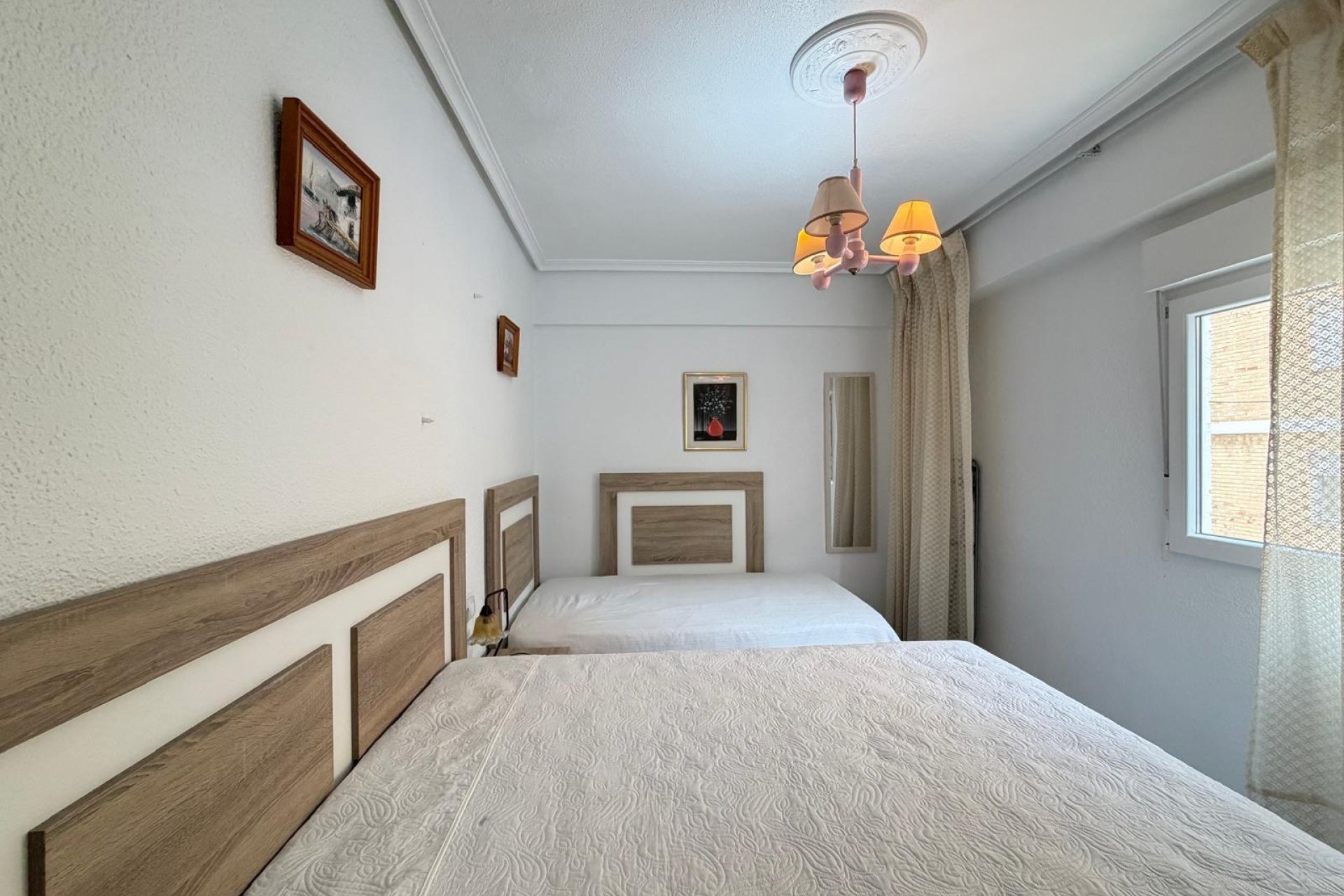 Revânzare - Apartament -
Torrevieja - Estacion De Autobuses