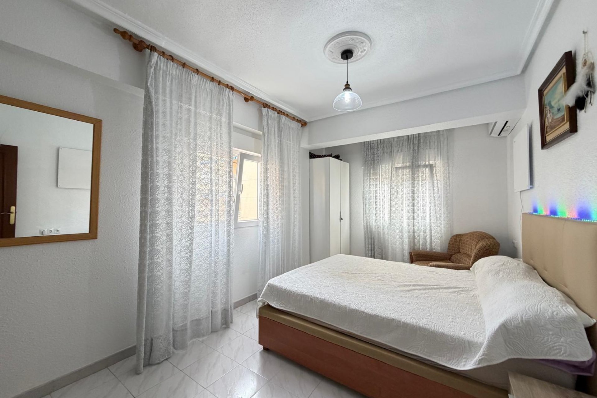 Revânzare - Apartament -
Torrevieja - Estacion De Autobuses