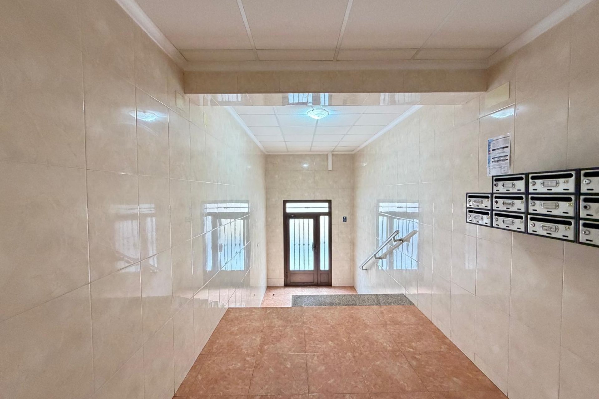 Revânzare - Apartament -
Torrevieja - Estacion De Autobuses