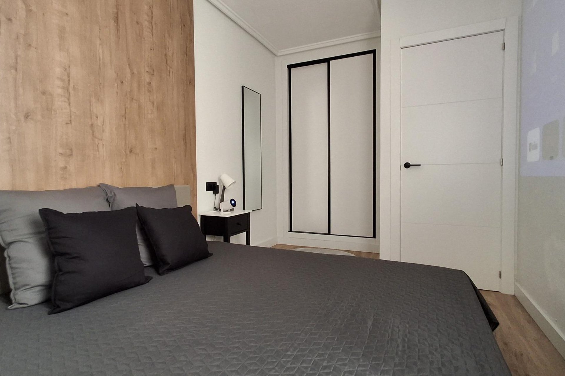 Revânzare - Apartament -
Torrevieja - Estacion De Autobuses