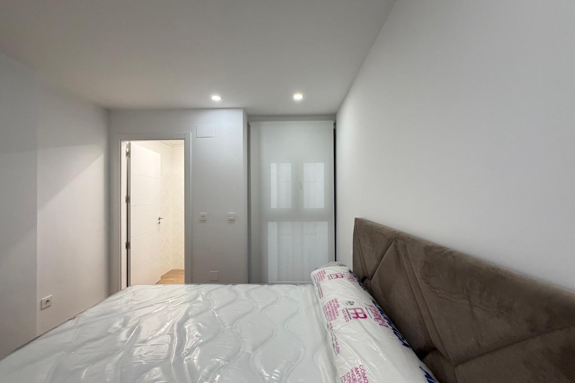Revânzare - Apartament -
Torrevieja - Estacion De Autobuses
