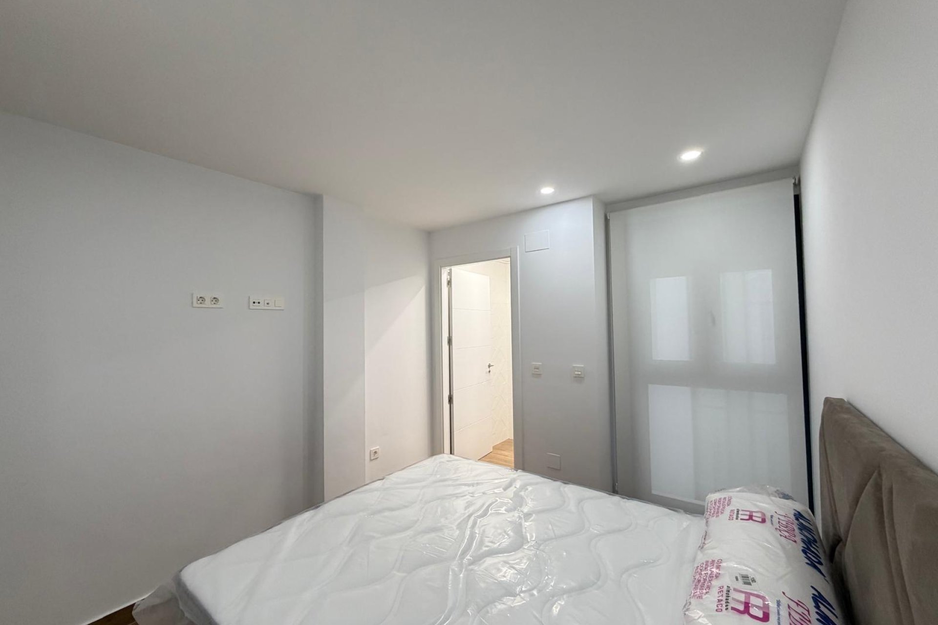 Revânzare - Apartament -
Torrevieja - Estacion De Autobuses