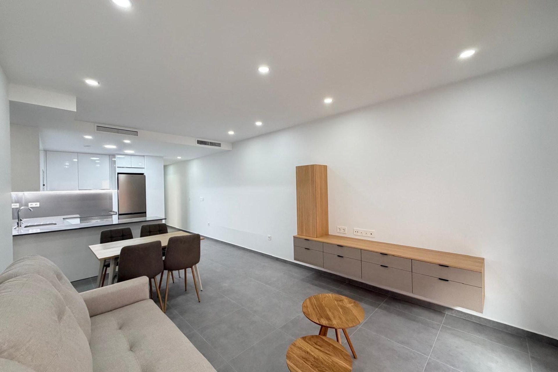 Revânzare - Apartament -
Torrevieja - Estacion De Autobuses