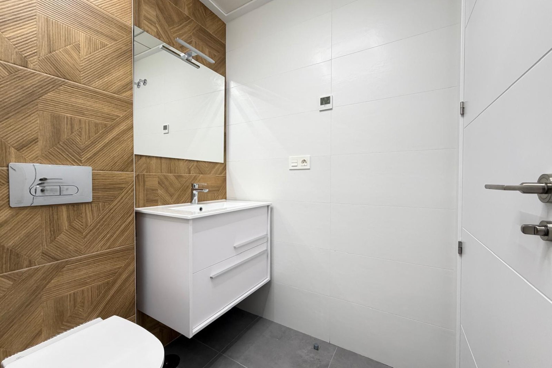 Revânzare - Apartament -
Torrevieja - Estacion De Autobuses