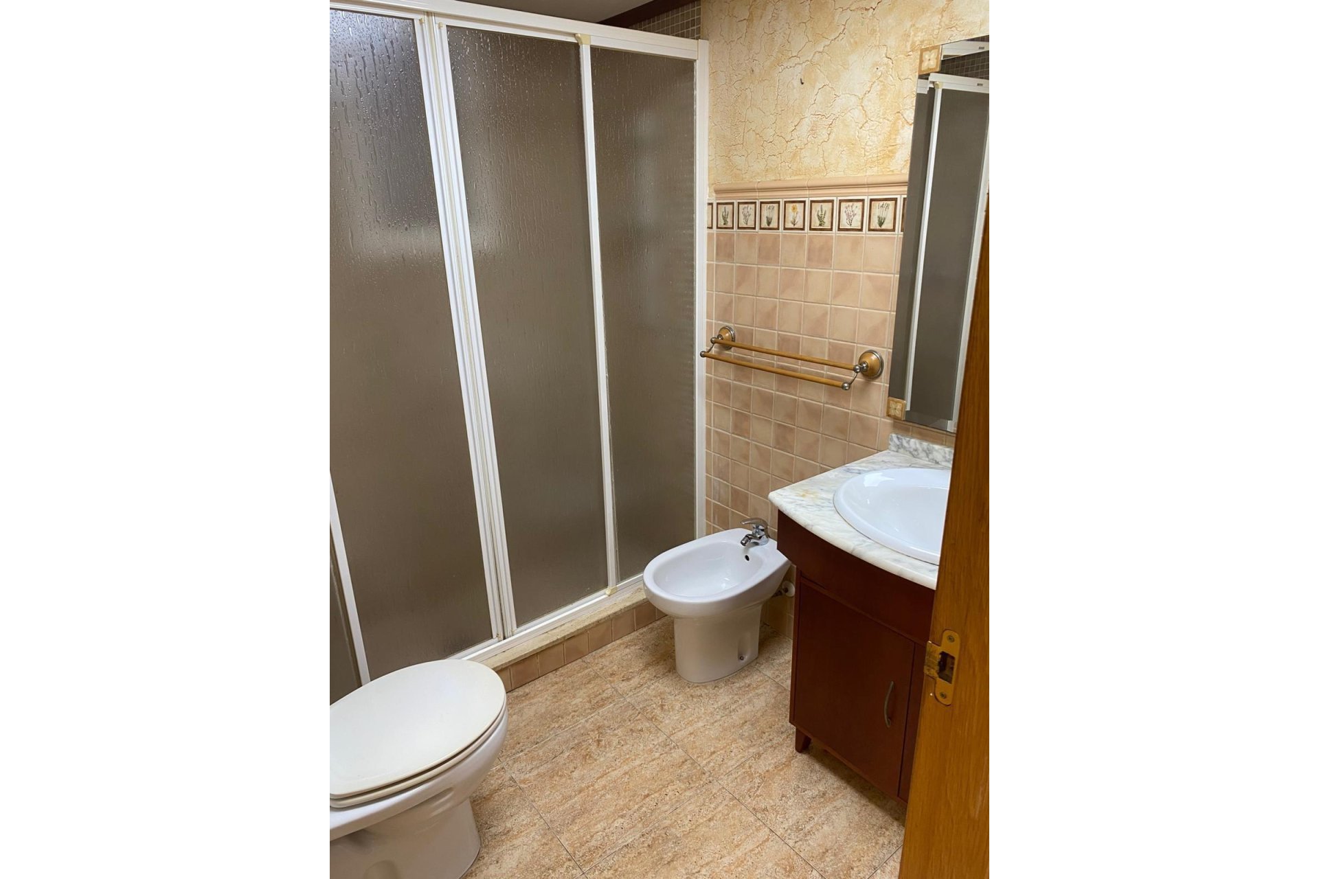 Revânzare - Apartament -
Torrevieja - Estacion De Autobuses