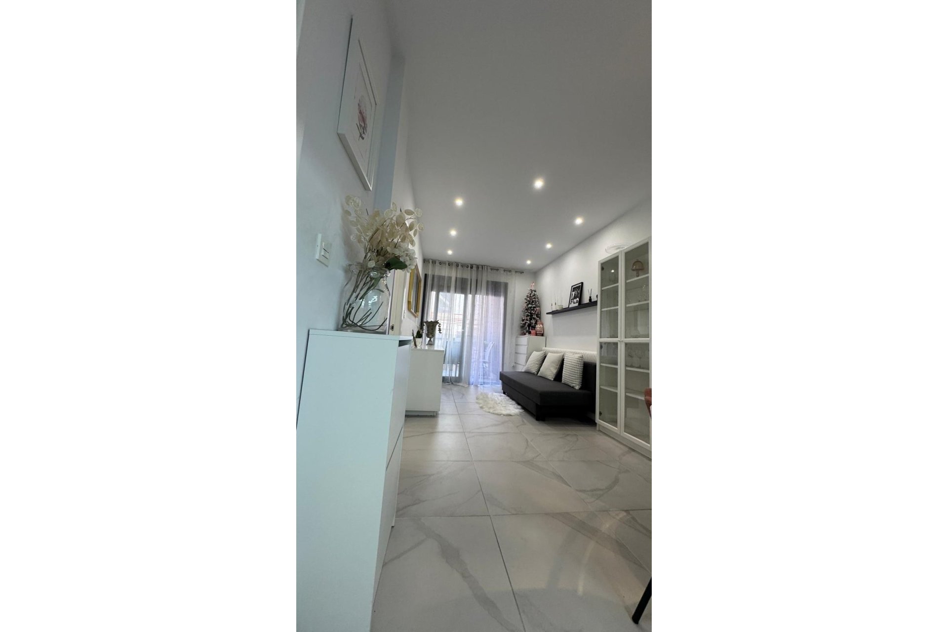 Revânzare - Apartament -
Torrevieja - Estacion De Autobuses