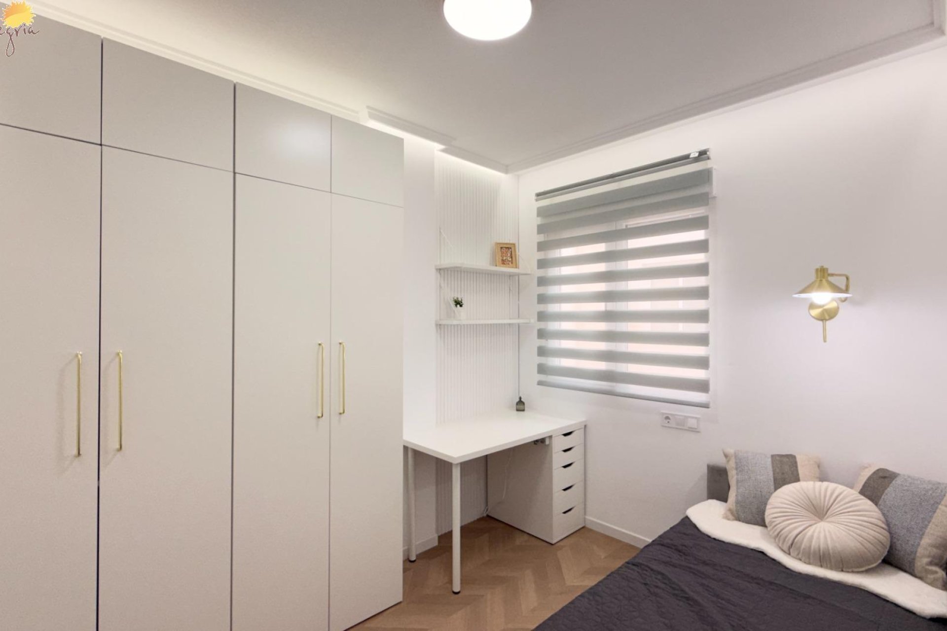 Revânzare - Apartament -
Torrevieja - Estacion De Autobuses