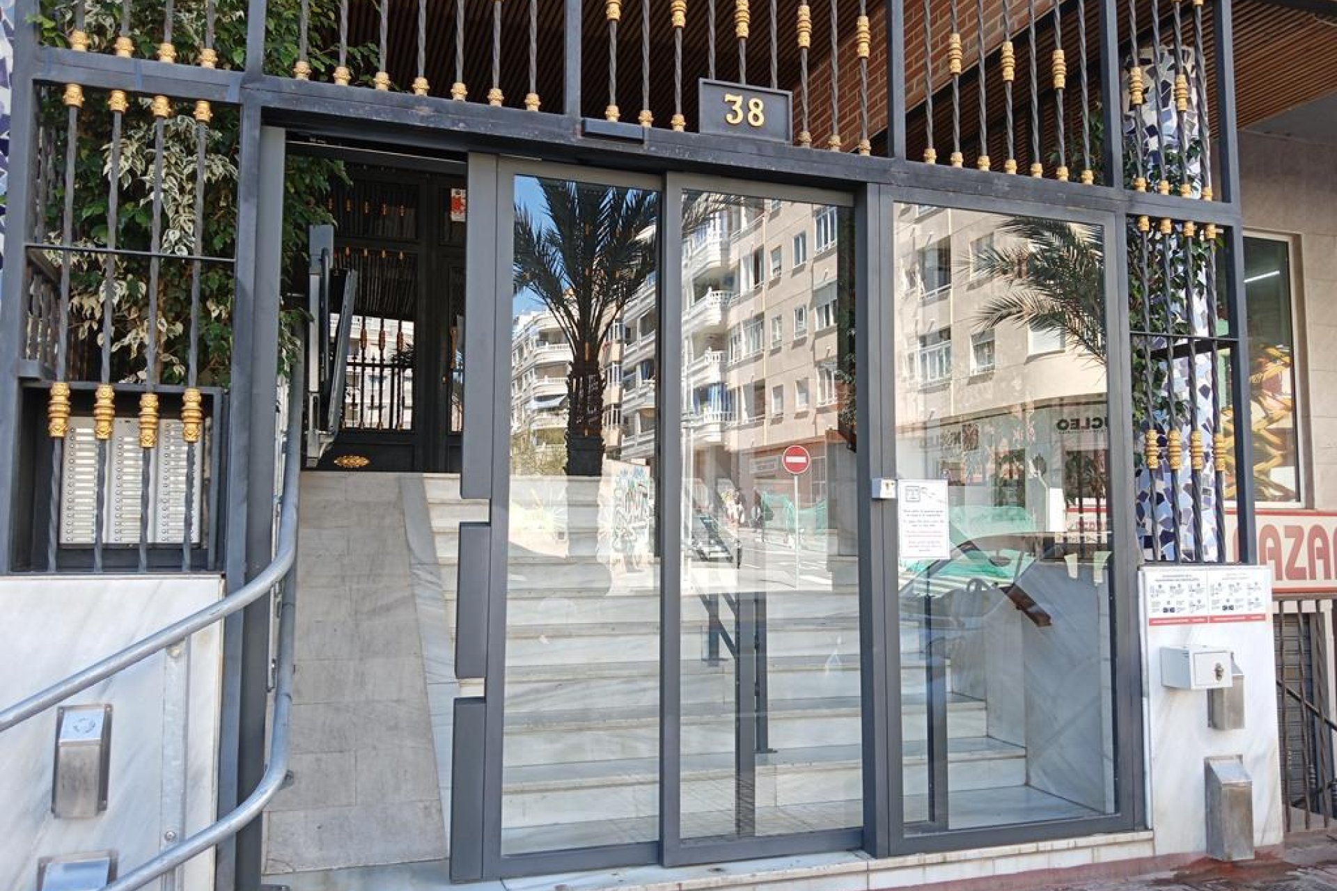 Revânzare - Apartament -
Torrevieja - Habaneras