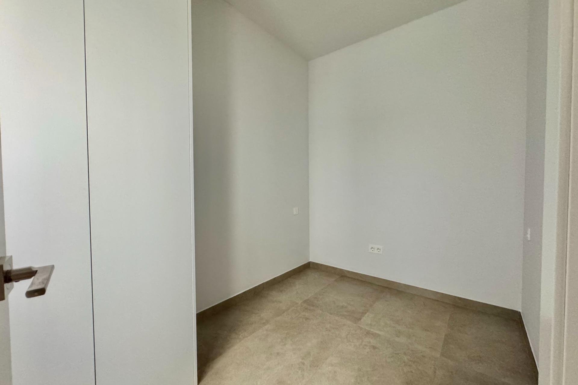 Revânzare - Apartament -
Torrevieja - Habaneras