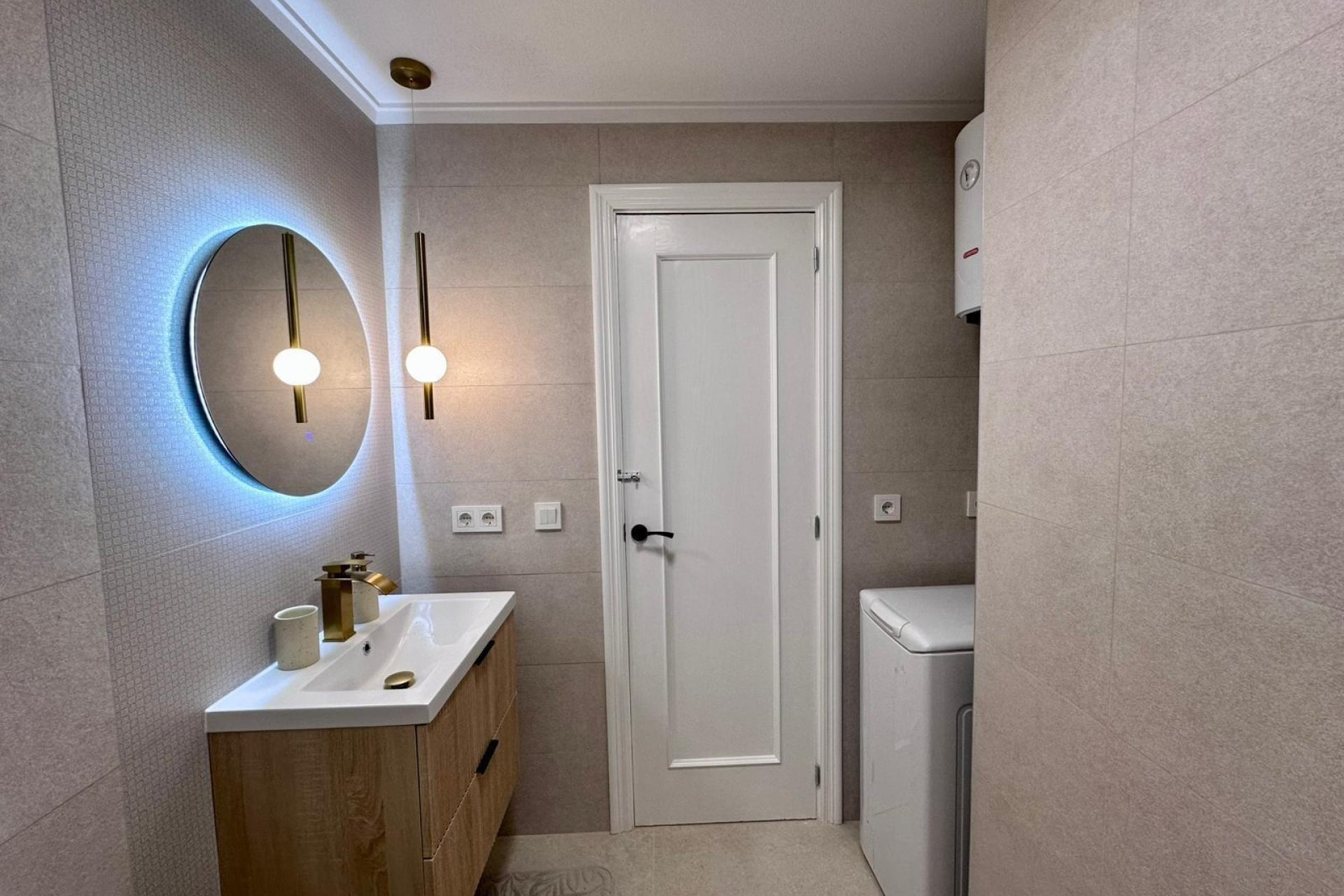 Revânzare - Apartament -
Torrevieja - Habaneras