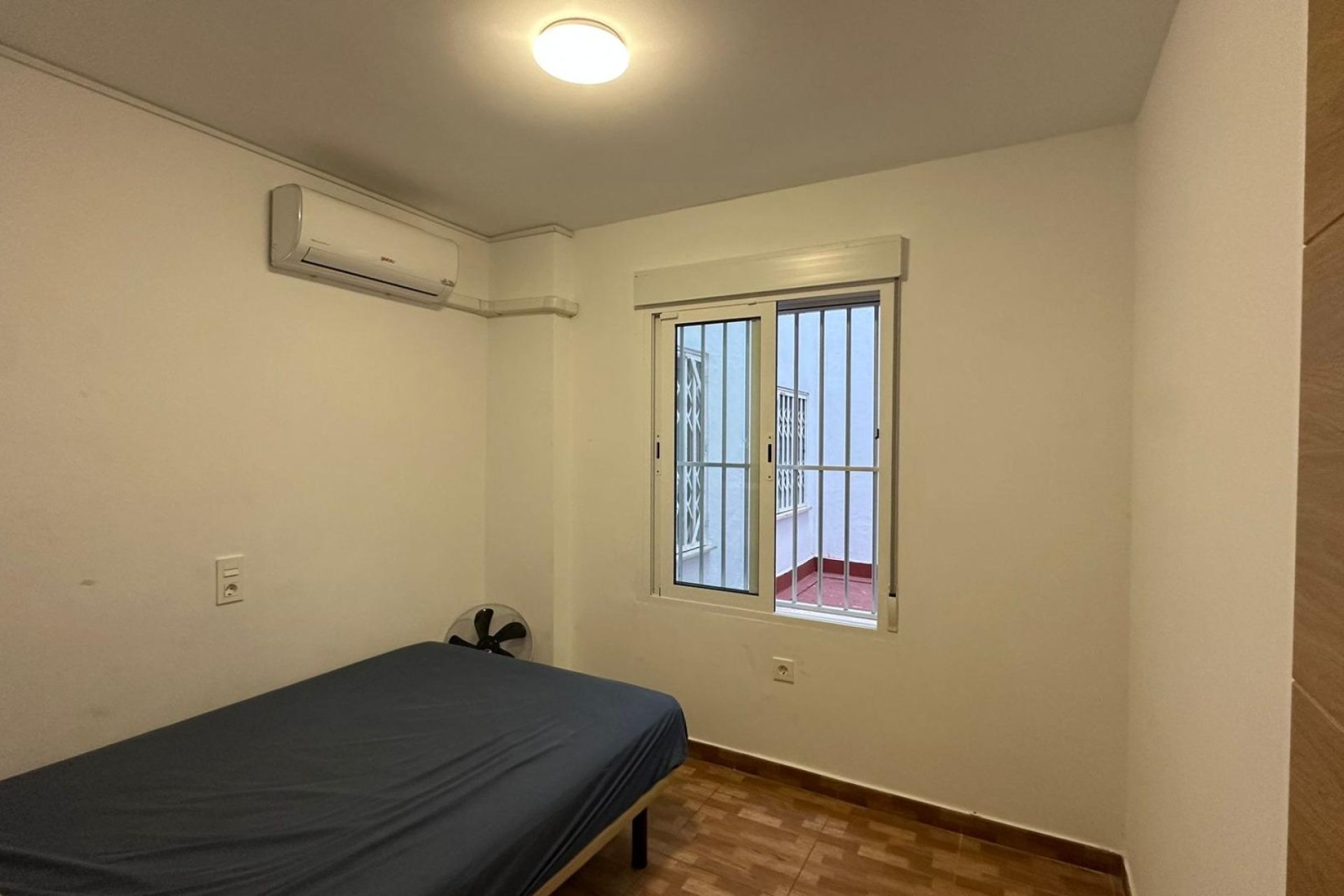 Revânzare - Apartament -
Torrevieja - La Mata Pueblo