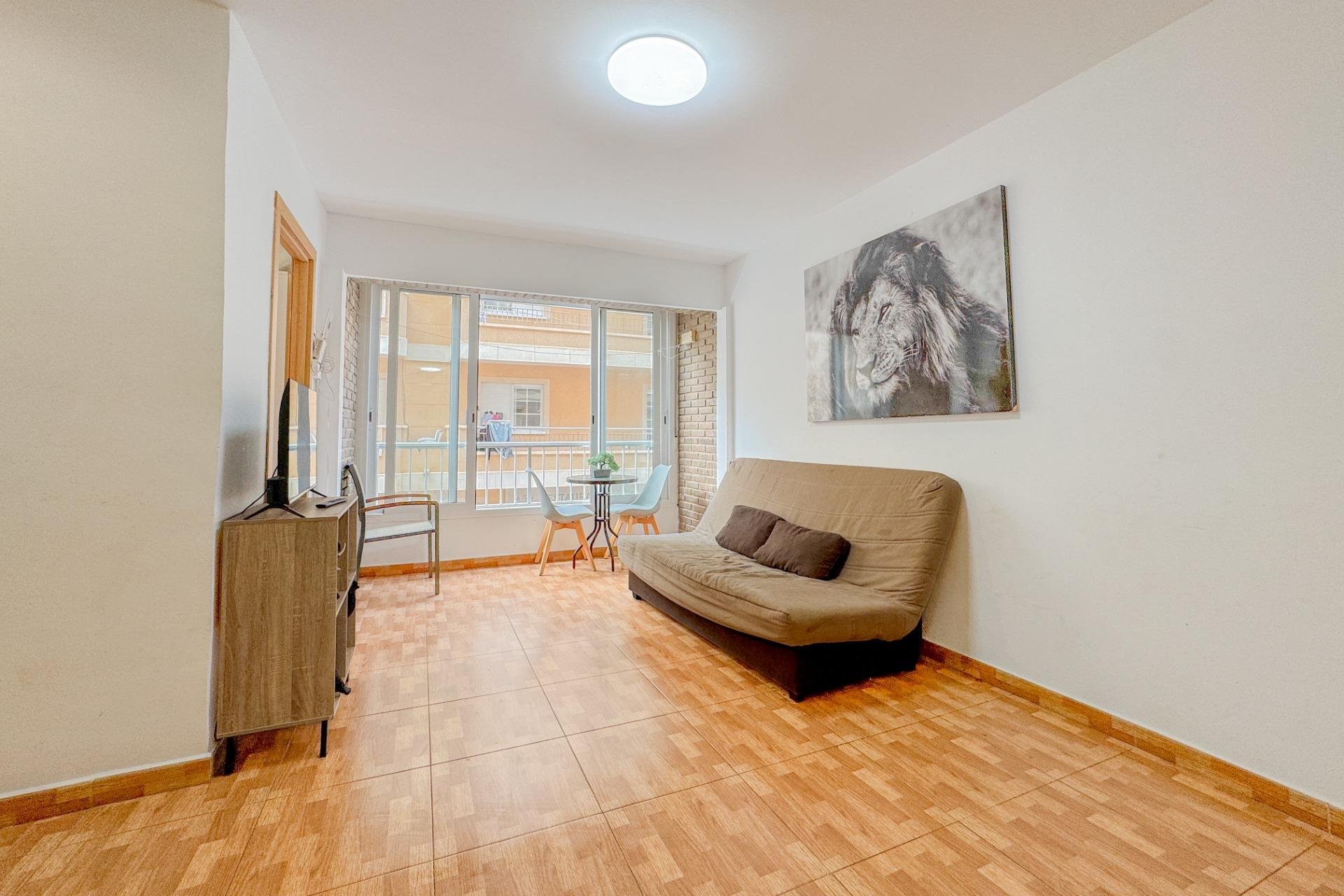 Revânzare - Apartament -
Torrevieja - La Mata Pueblo