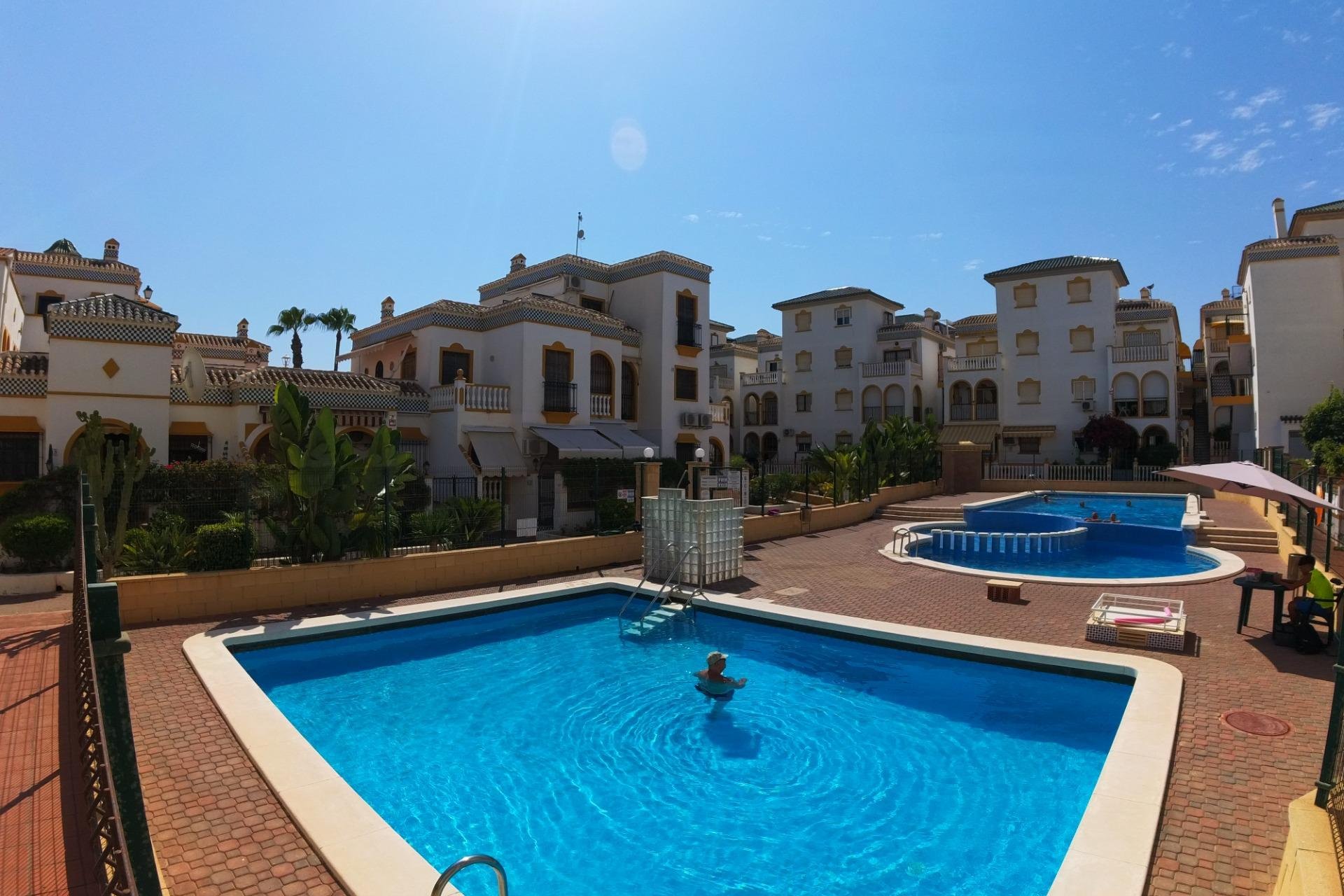 Revânzare - Apartament -
Torrevieja - La Mata