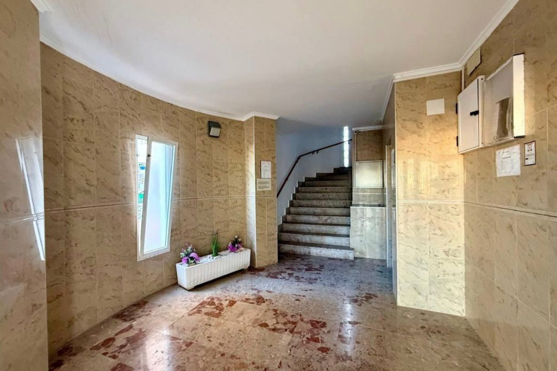 Revânzare - Apartament -
Torrevieja - La Mata