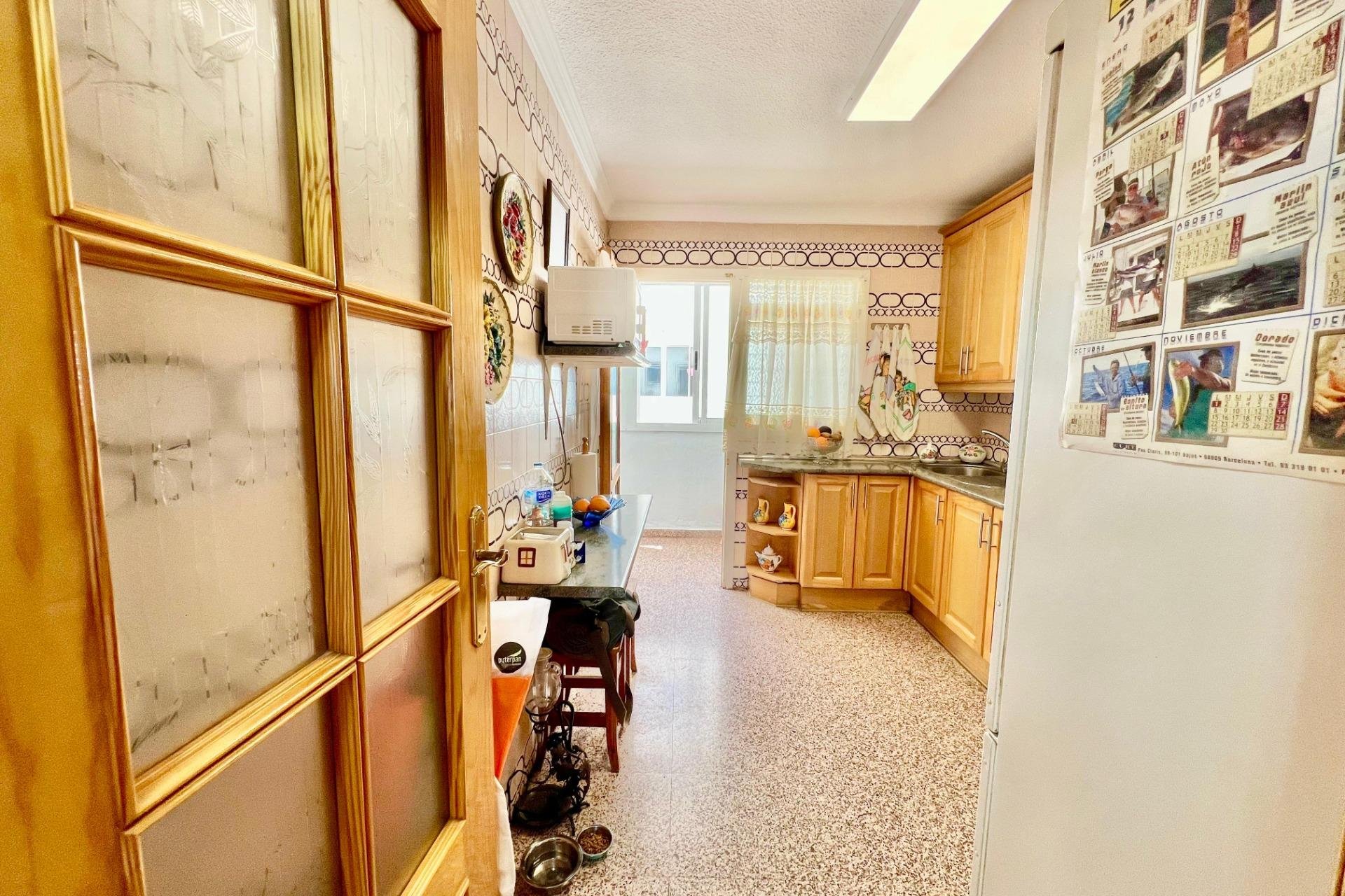 Revânzare - Apartament -
Torrevieja - La Mata