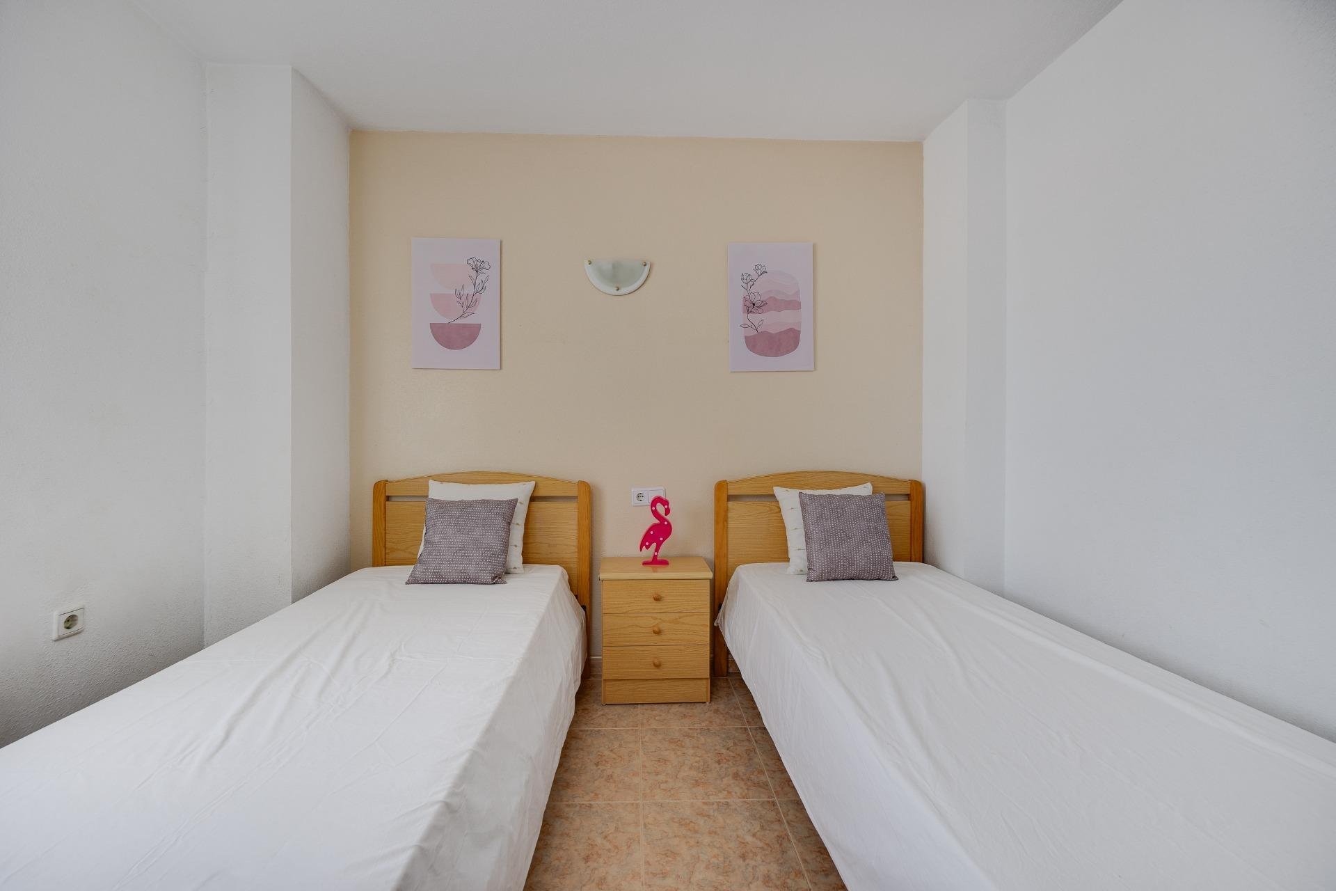 Revânzare - Apartament -
Torrevieja - La Veleta