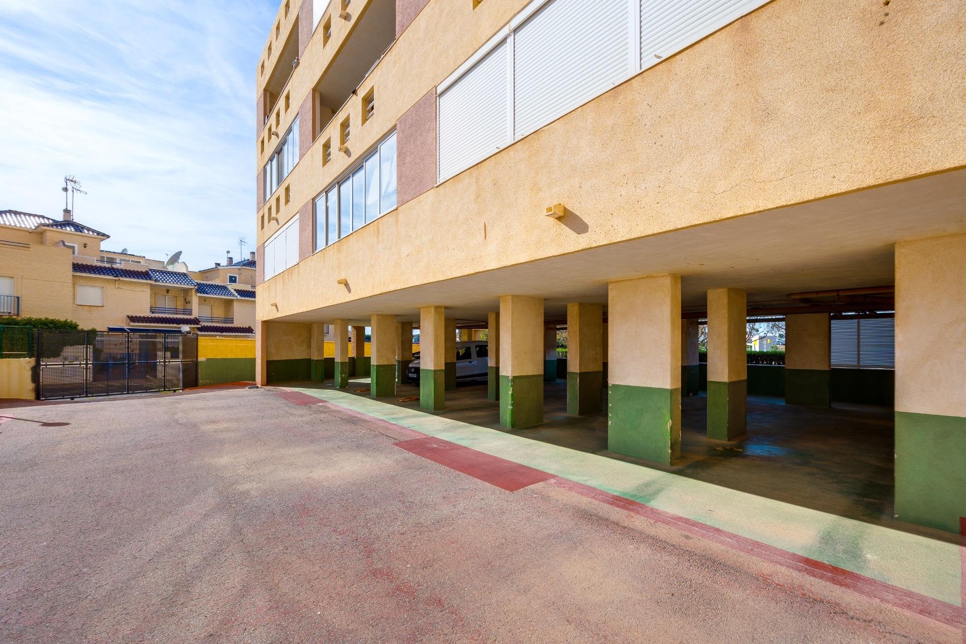 Revânzare - Apartament -
Torrevieja - La Veleta