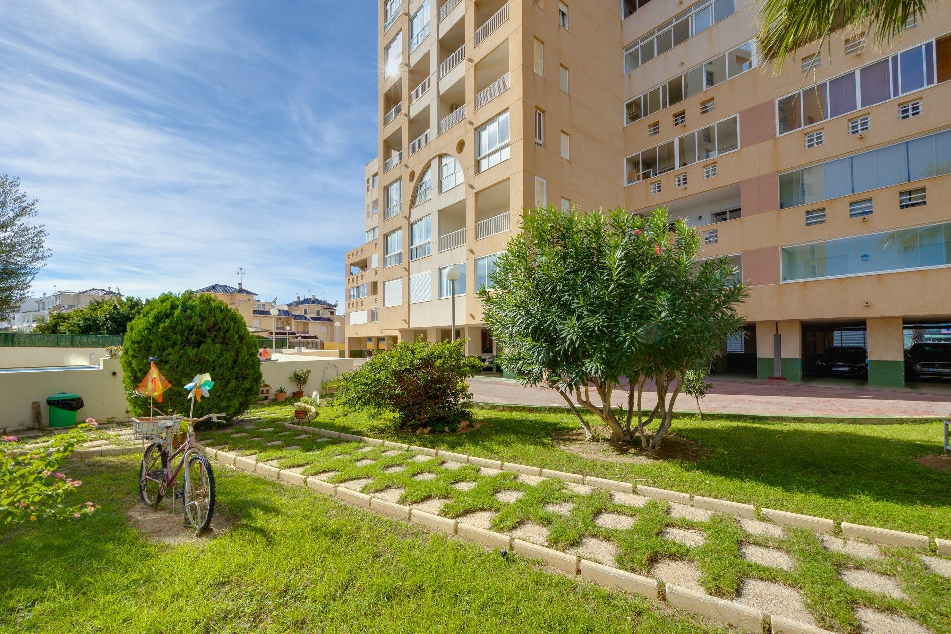 Revânzare - Apartament -
Torrevieja - La Veleta