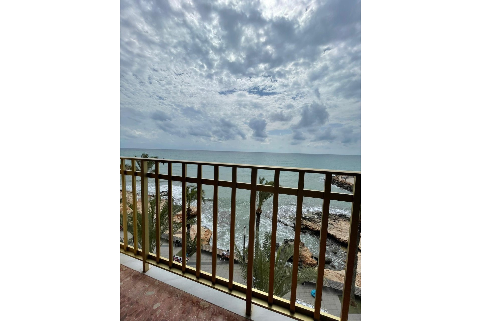 Revânzare - Apartament -
Torrevieja - Las Piscinas Naturales