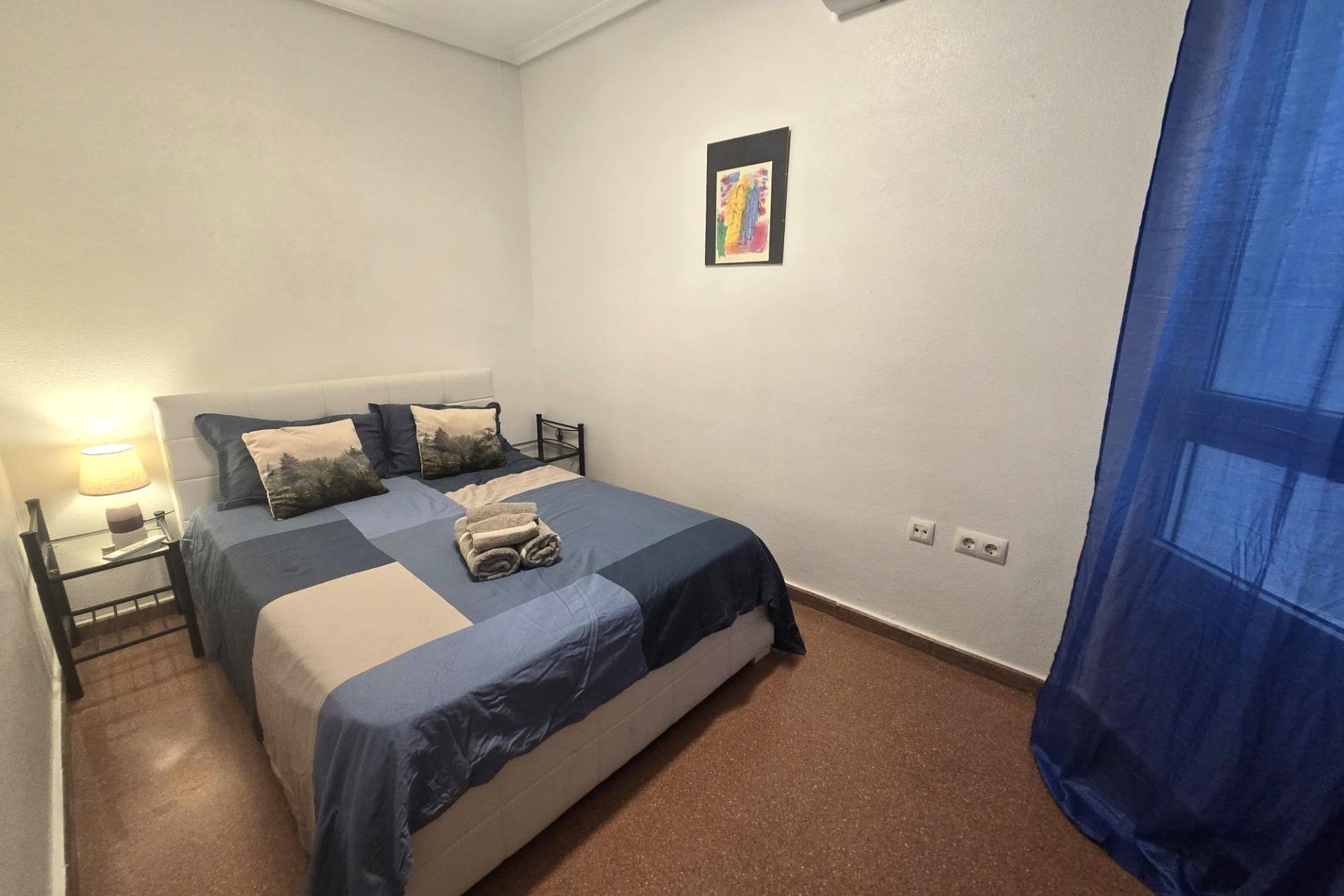 Revânzare - Apartament -
Torrevieja - Las Piscinas Naturales