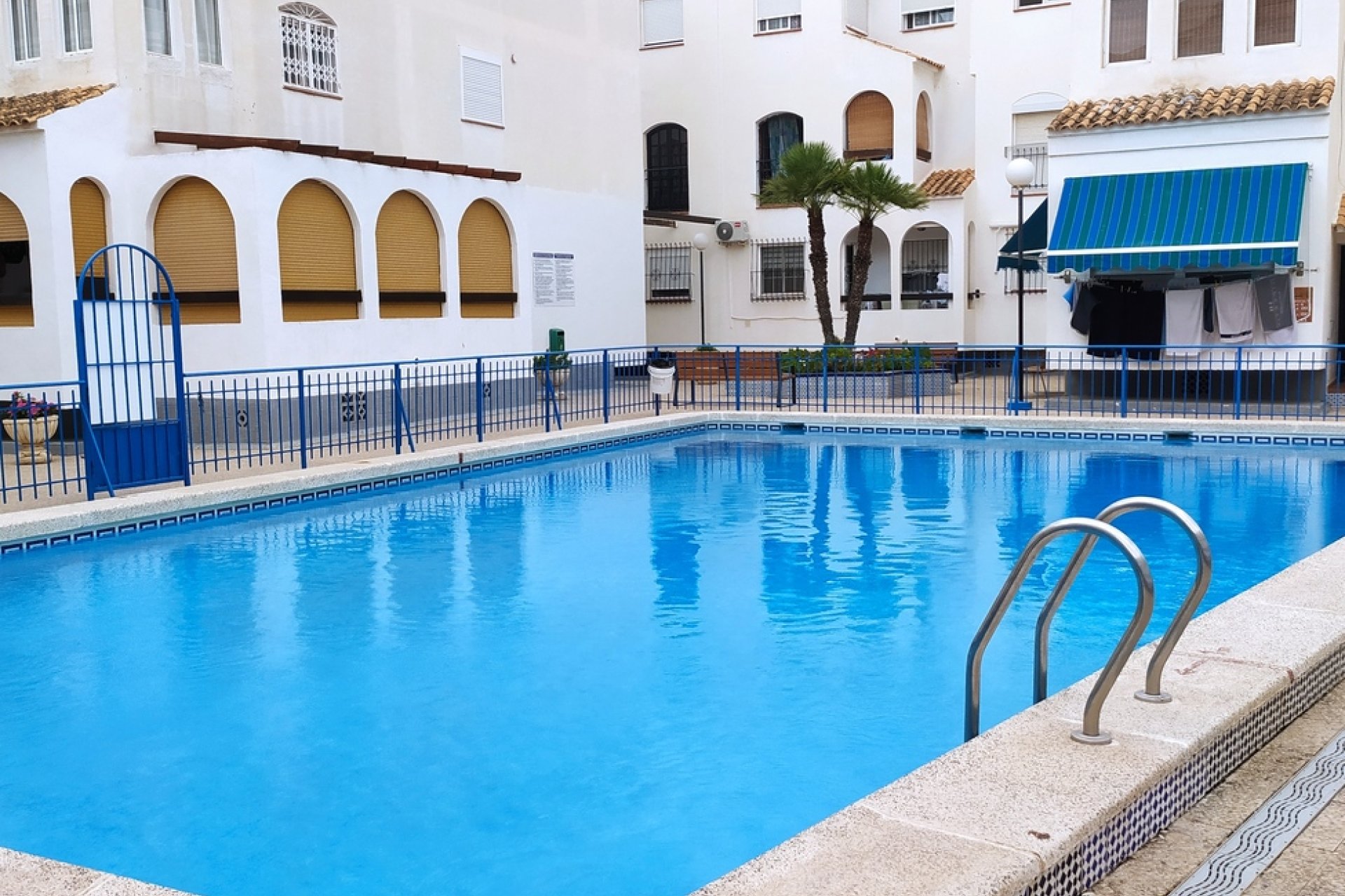 Revânzare - Apartament -
Torrevieja - LOS NAUFRAGOS PLAYA