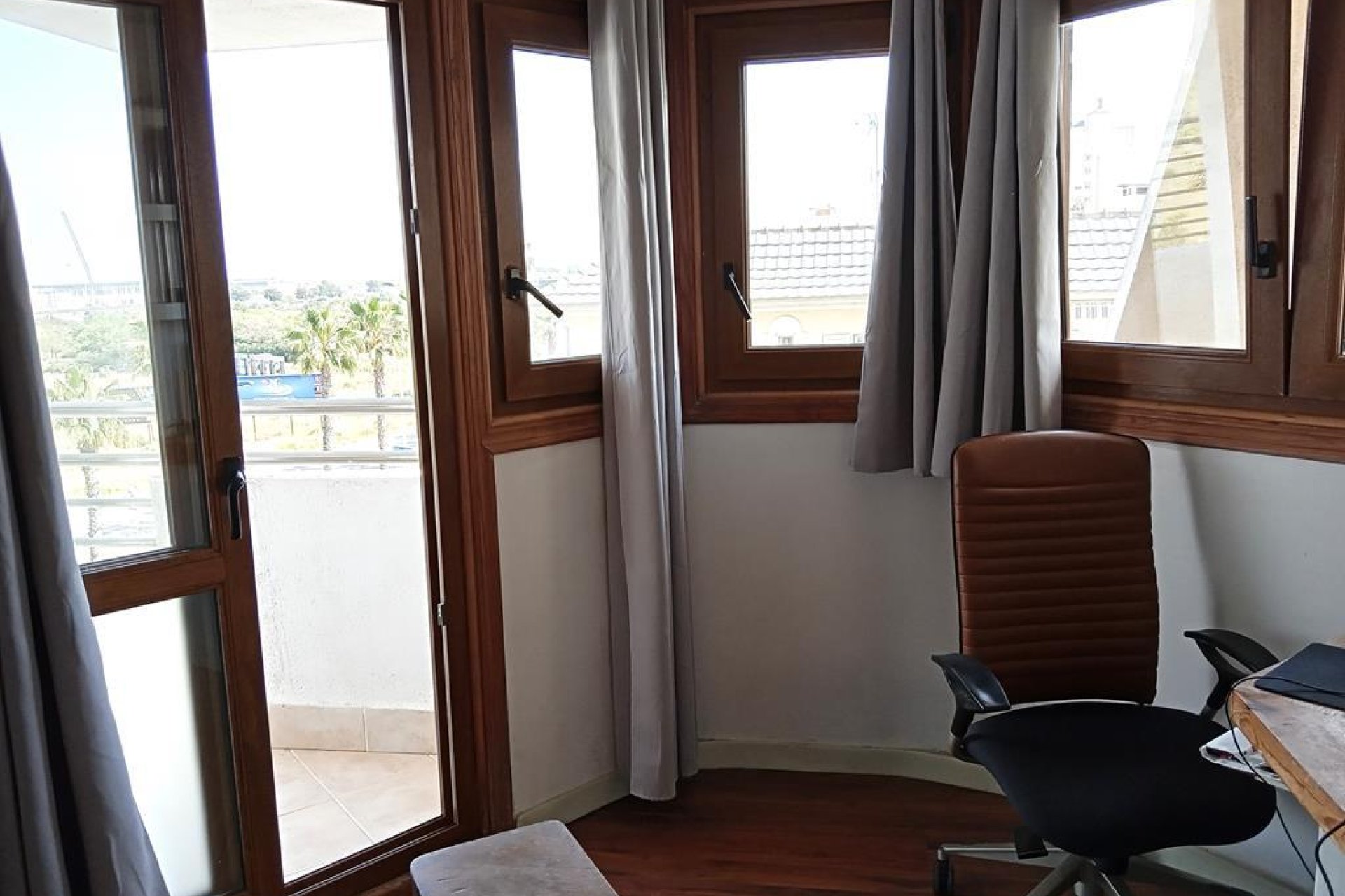 Revânzare - Apartament -
Torrevieja - MAR AZUL LA VELETA