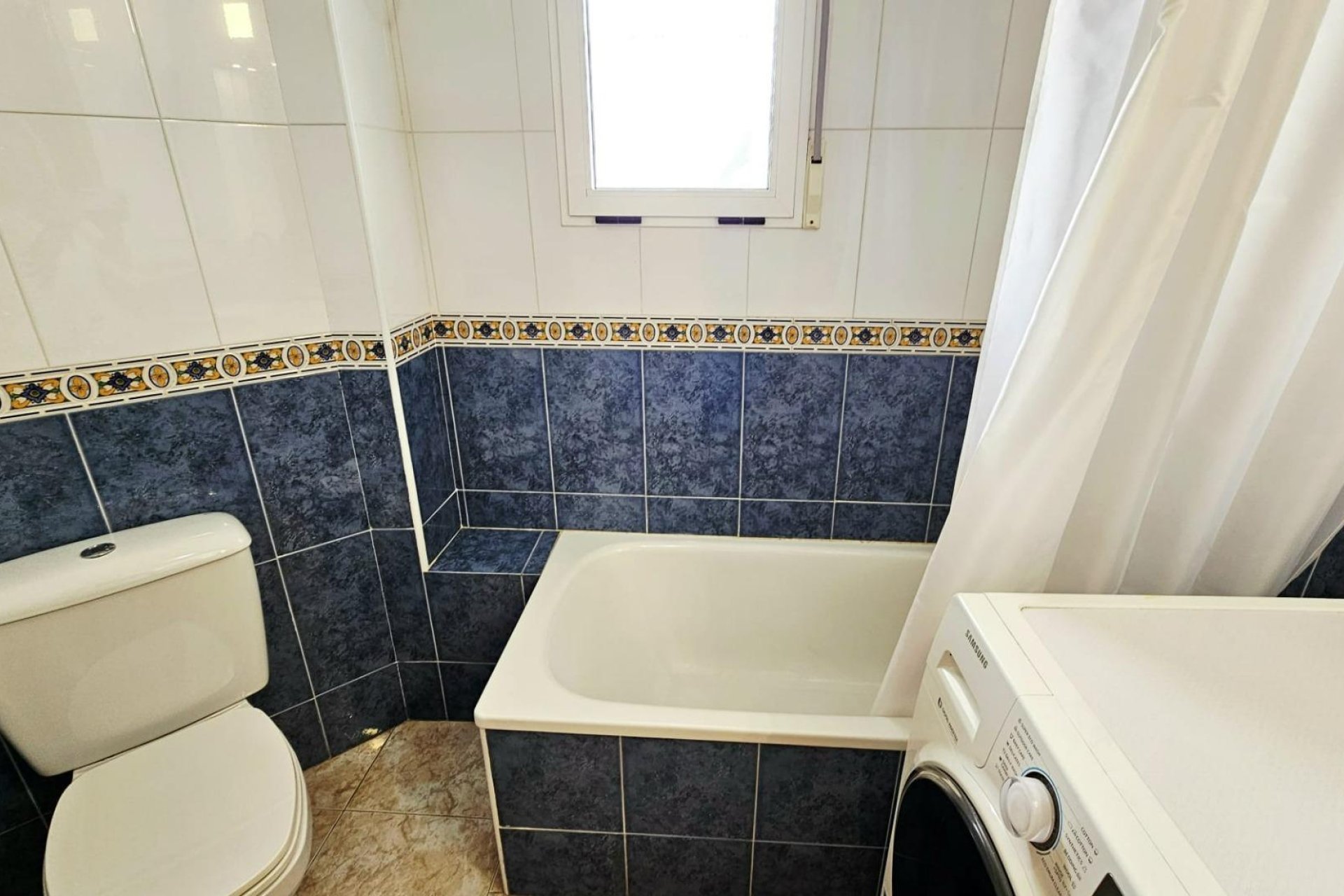 Revânzare - Apartament -
Torrevieja - Nueva Torrevieja