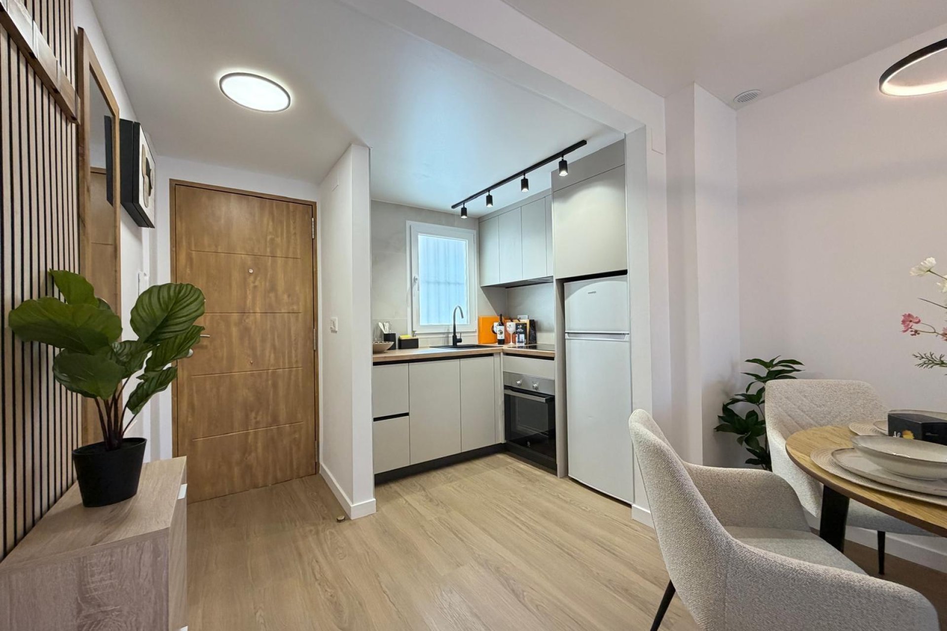 Revânzare - Apartament -
Torrevieja - Nueva Torrevieja