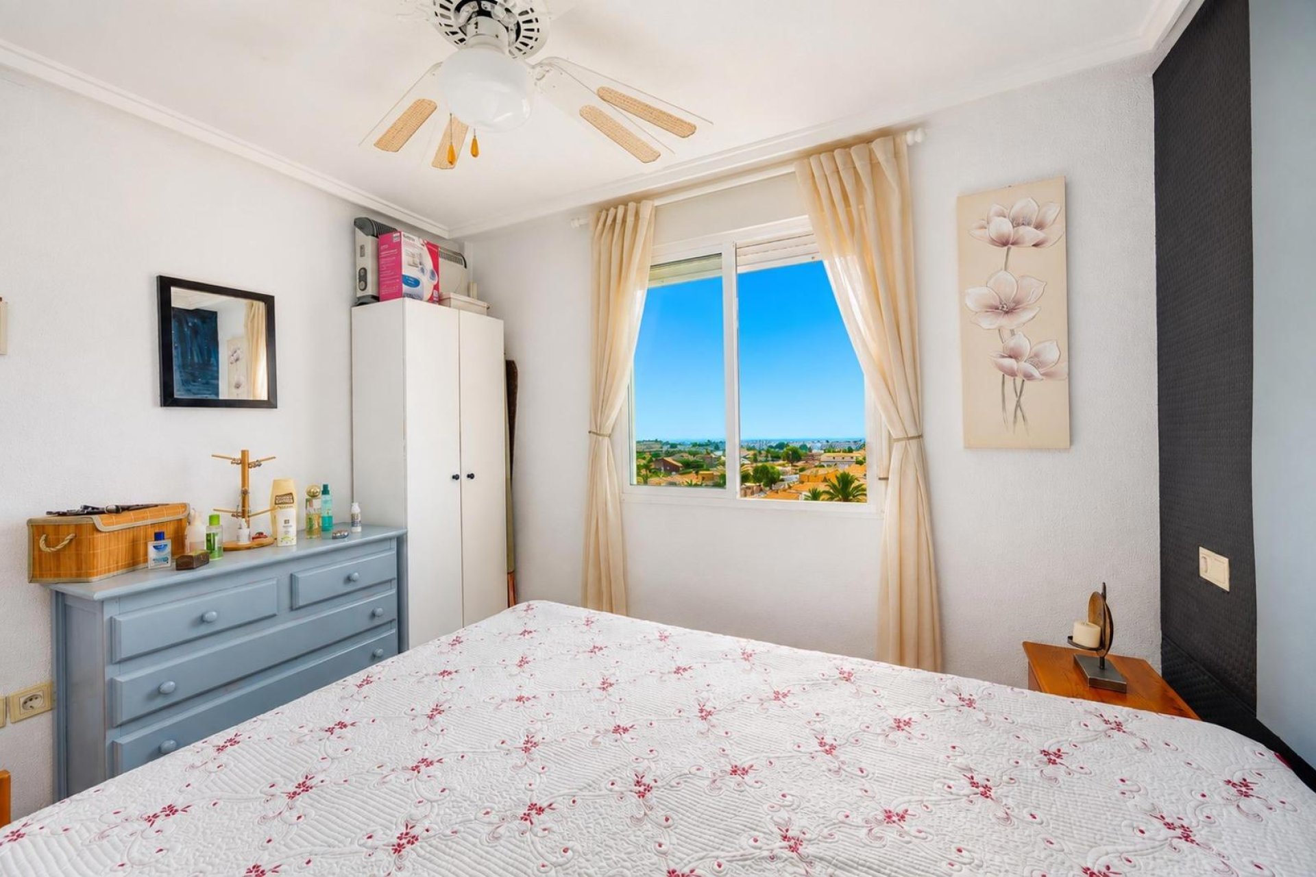 Revânzare - Apartament -
Torrevieja - Nueva Torrevieja