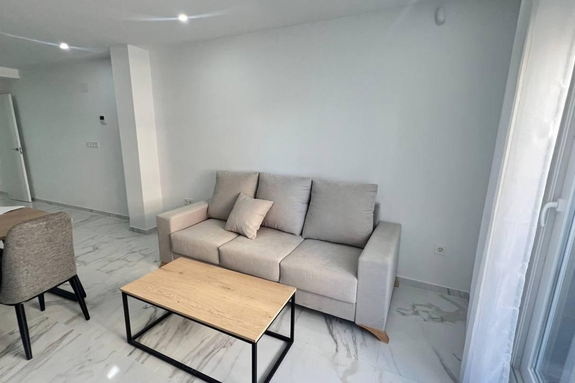 Revânzare - Apartament -
Torrevieja - PARQUE DE LAS NACIONES