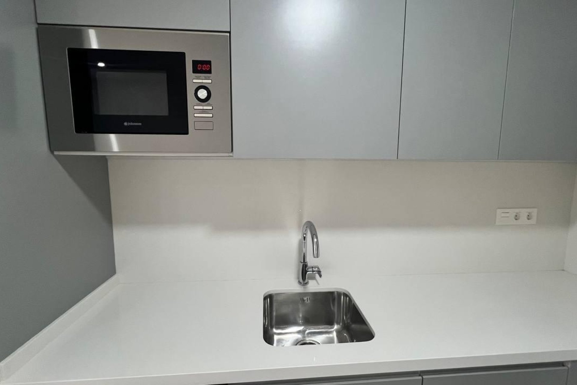 Revânzare - Apartament -
Torrevieja - PARQUE DE LAS NACIONES