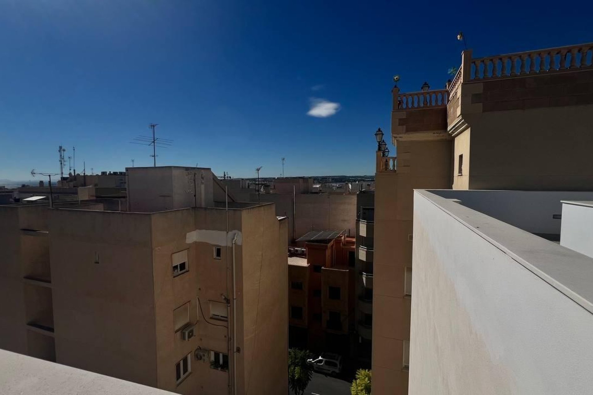 Revânzare - Apartament -
Torrevieja - PARQUE DE LAS NACIONES