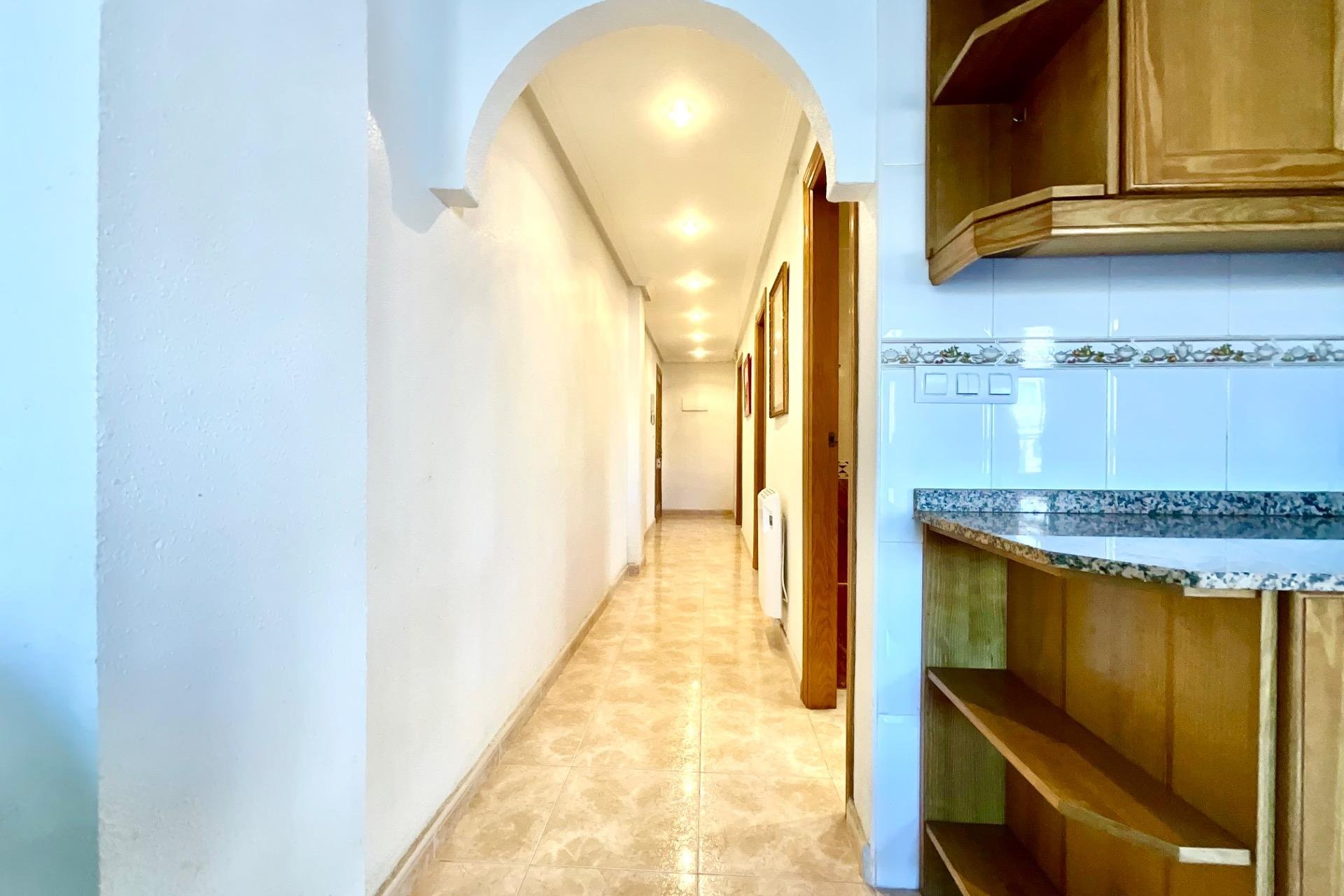 Revânzare - Apartament -
Torrevieja - PARQUE DE LAS NACIONES