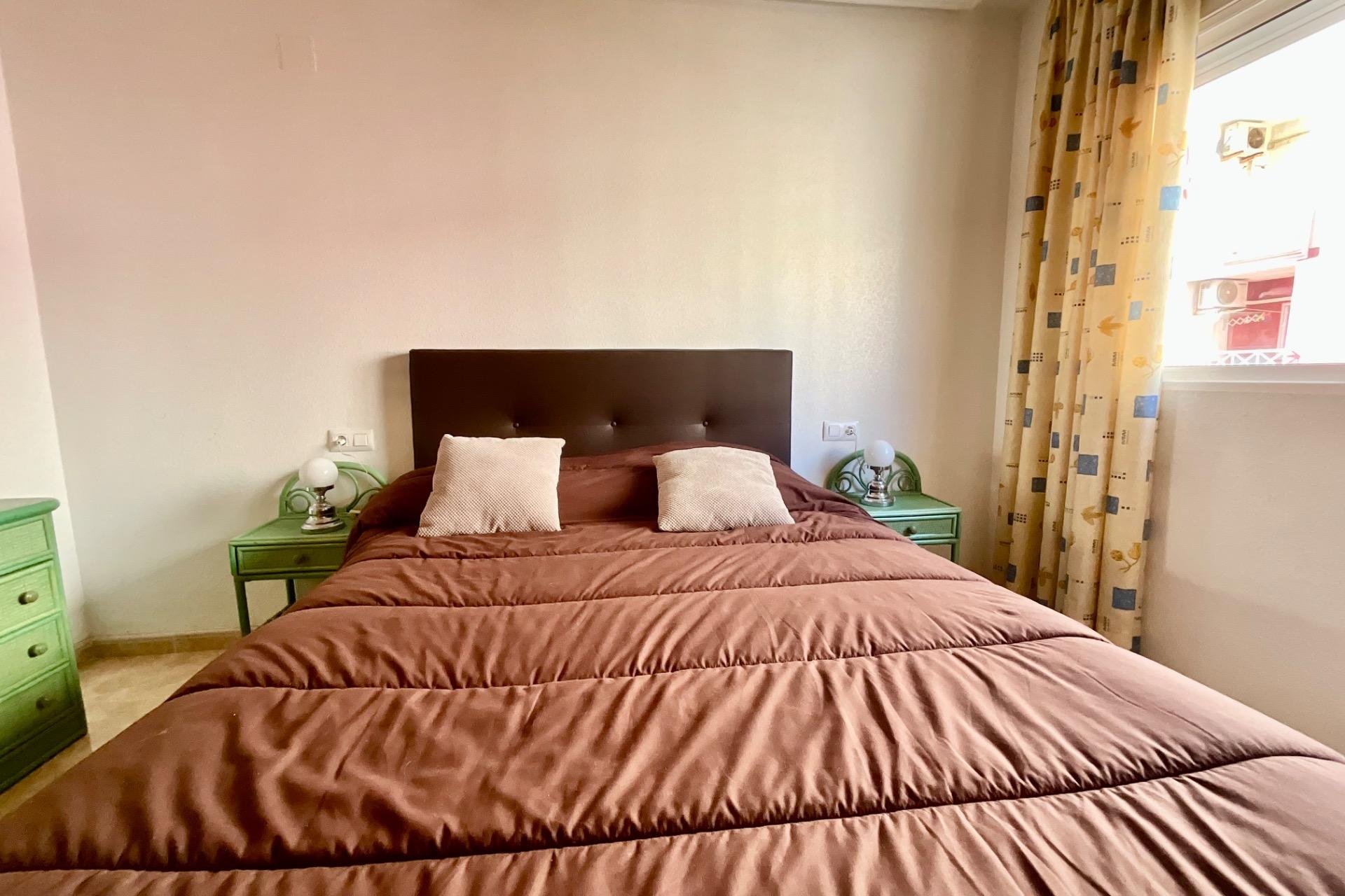 Revânzare - Apartament -
Torrevieja - PARQUE DE LAS NACIONES