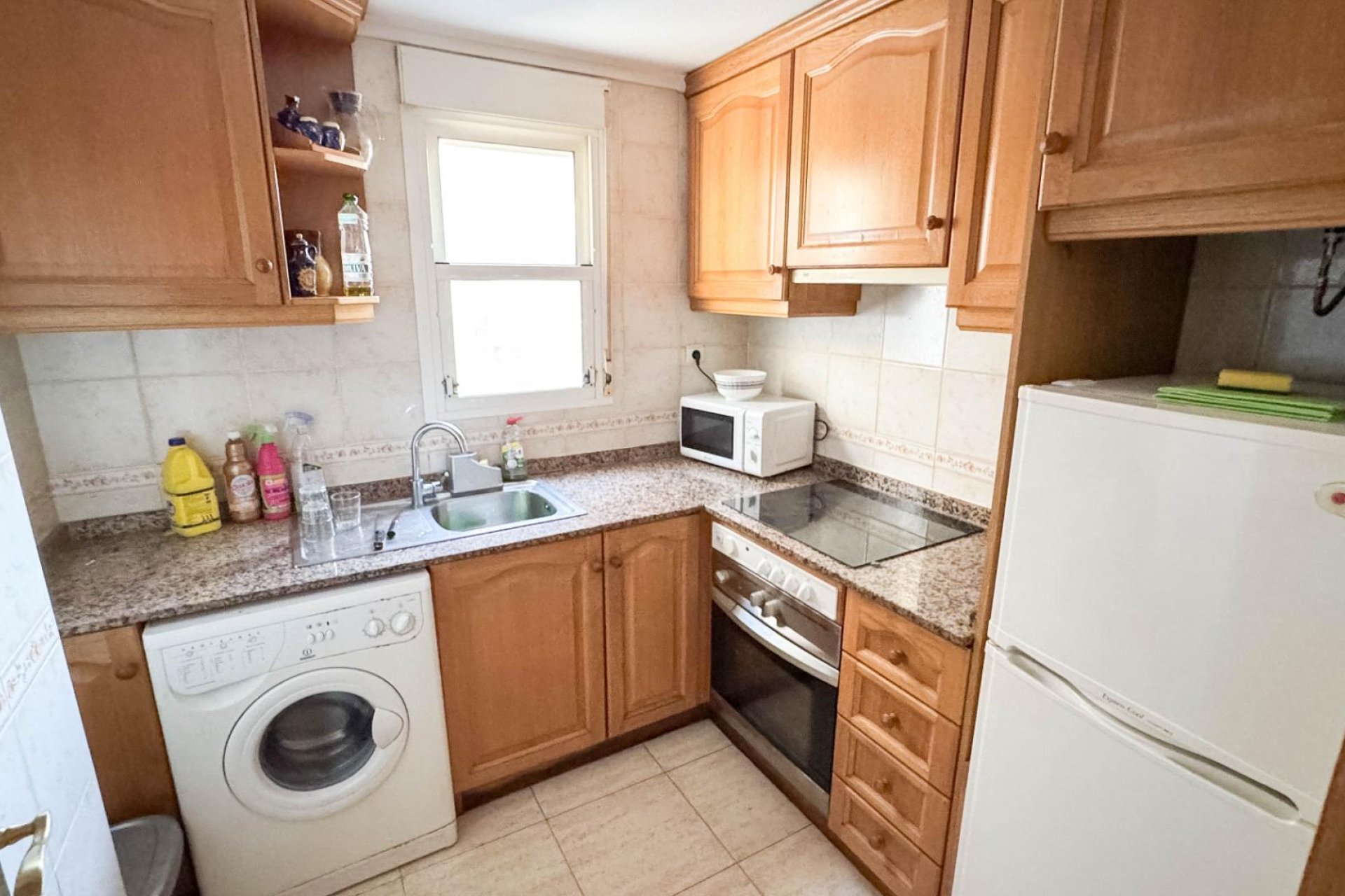 Revânzare - Apartament -
Torrevieja - PARQUE DE LAS NACIONES