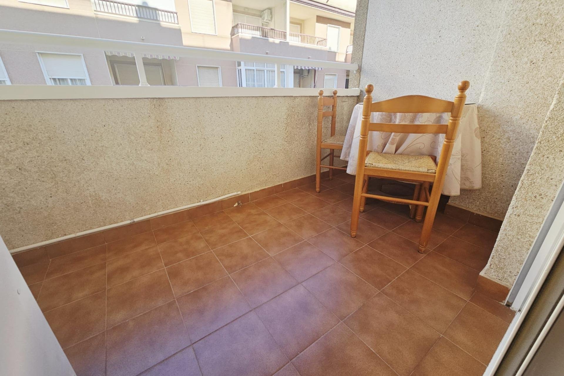 Revânzare - Apartament -
Torrevieja - PARQUE DE LAS NACIONES