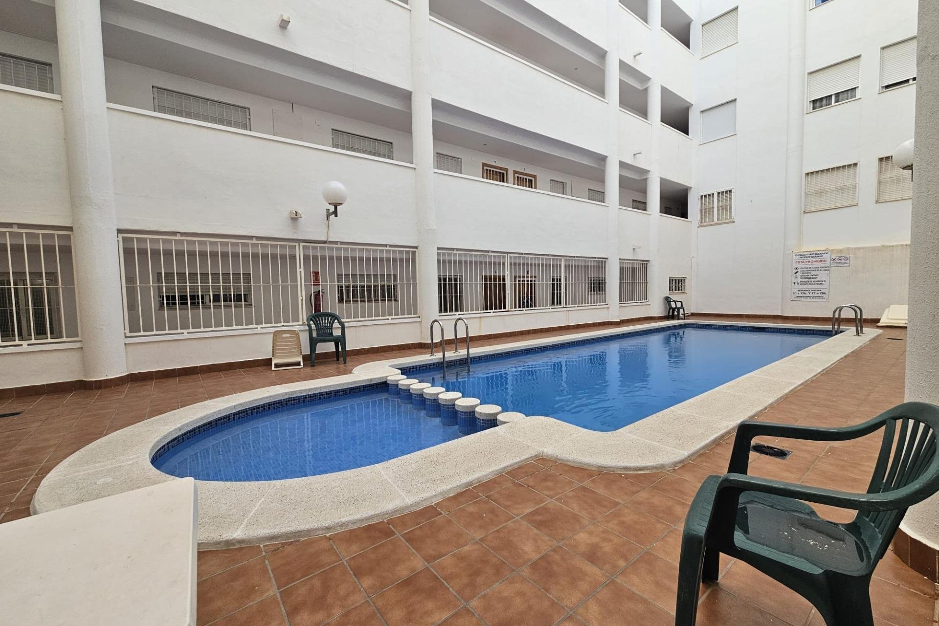 Revânzare - Apartament -
Torrevieja - PARQUE DE LAS NACIONES